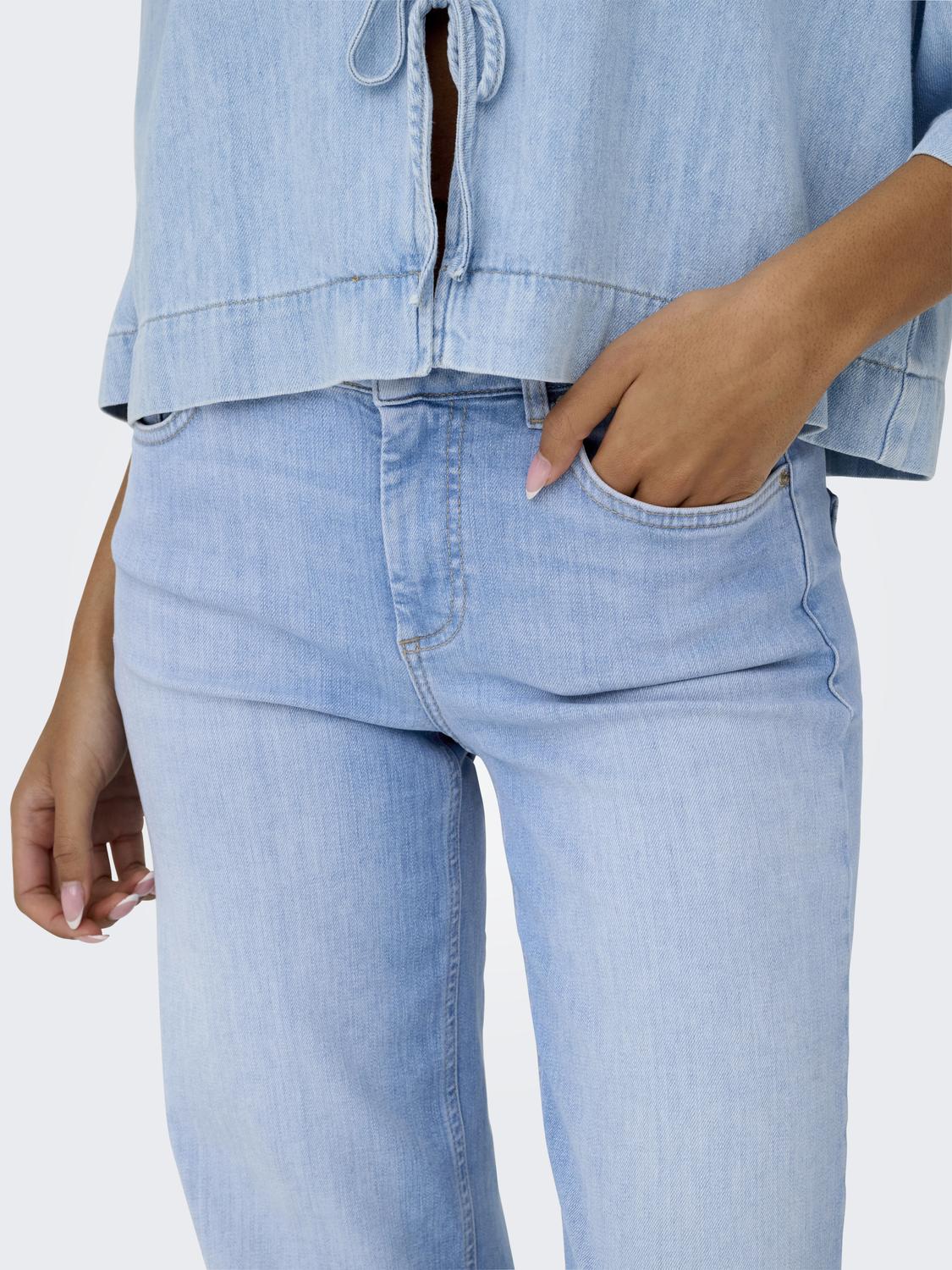Blush Mid Straight Light Blue Denim
