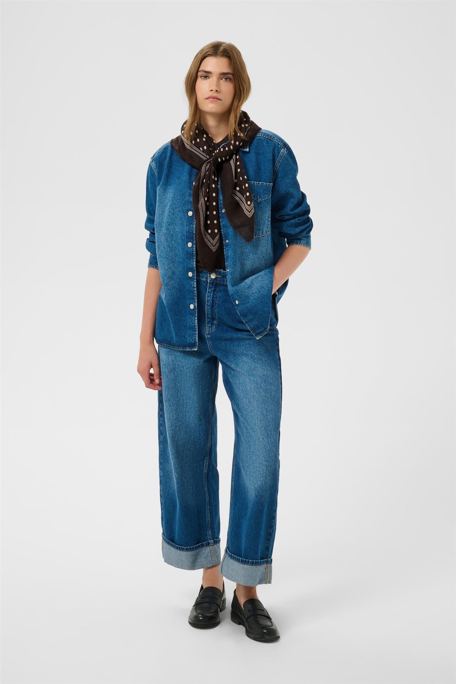 Celestapw Scarf