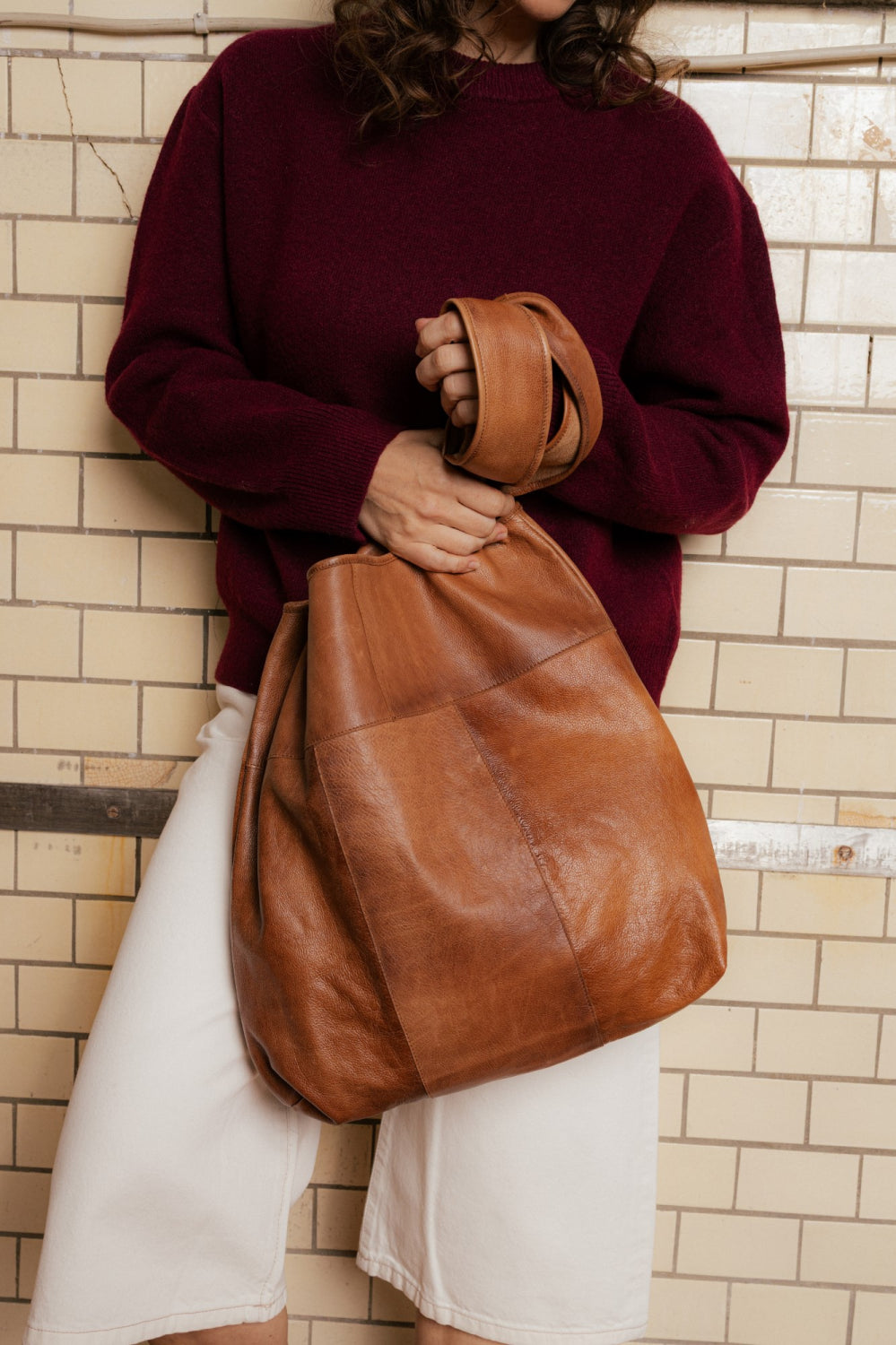 Lyra Urban Walnut
