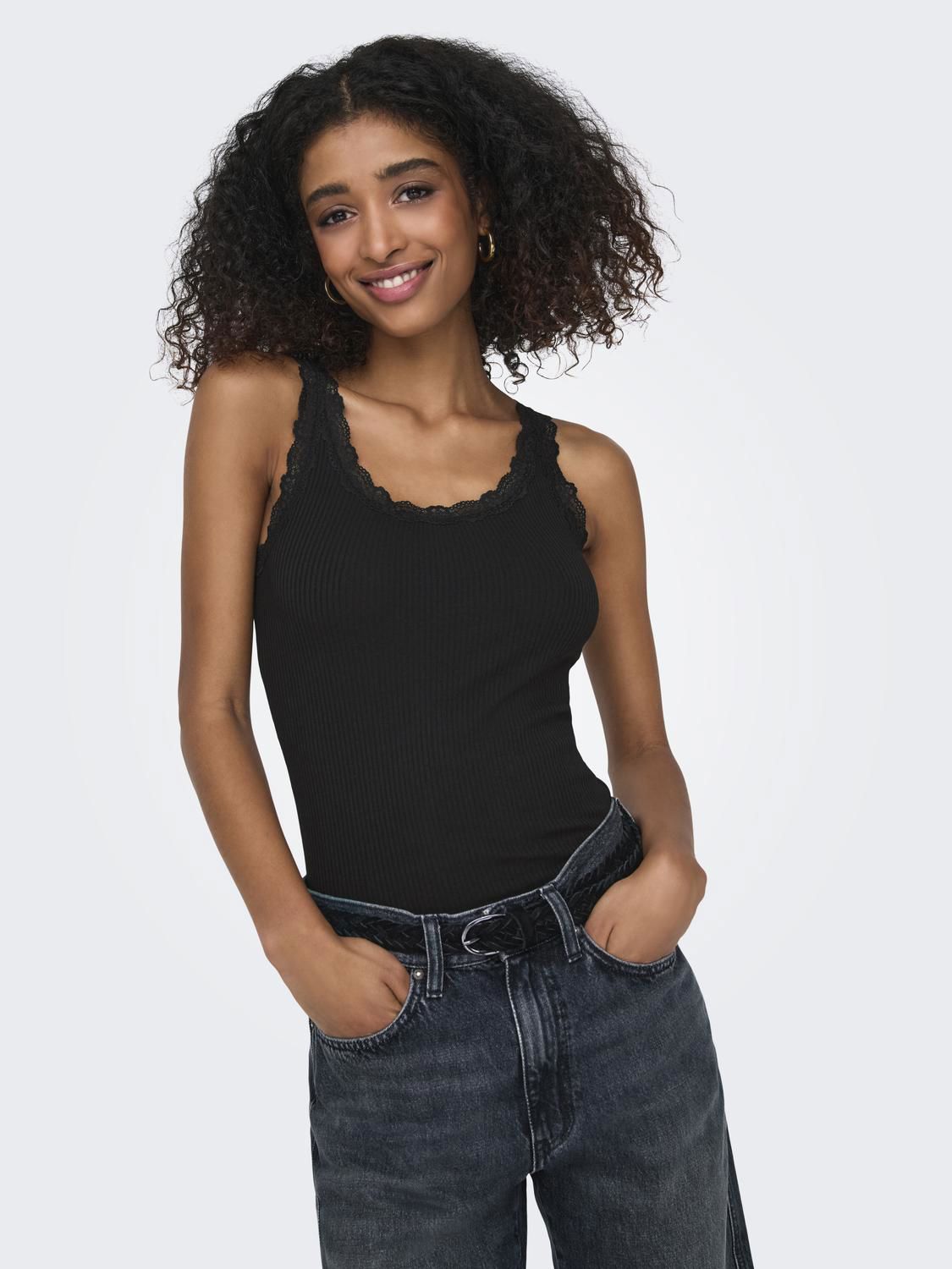 SARA Sharai Lace Top Black