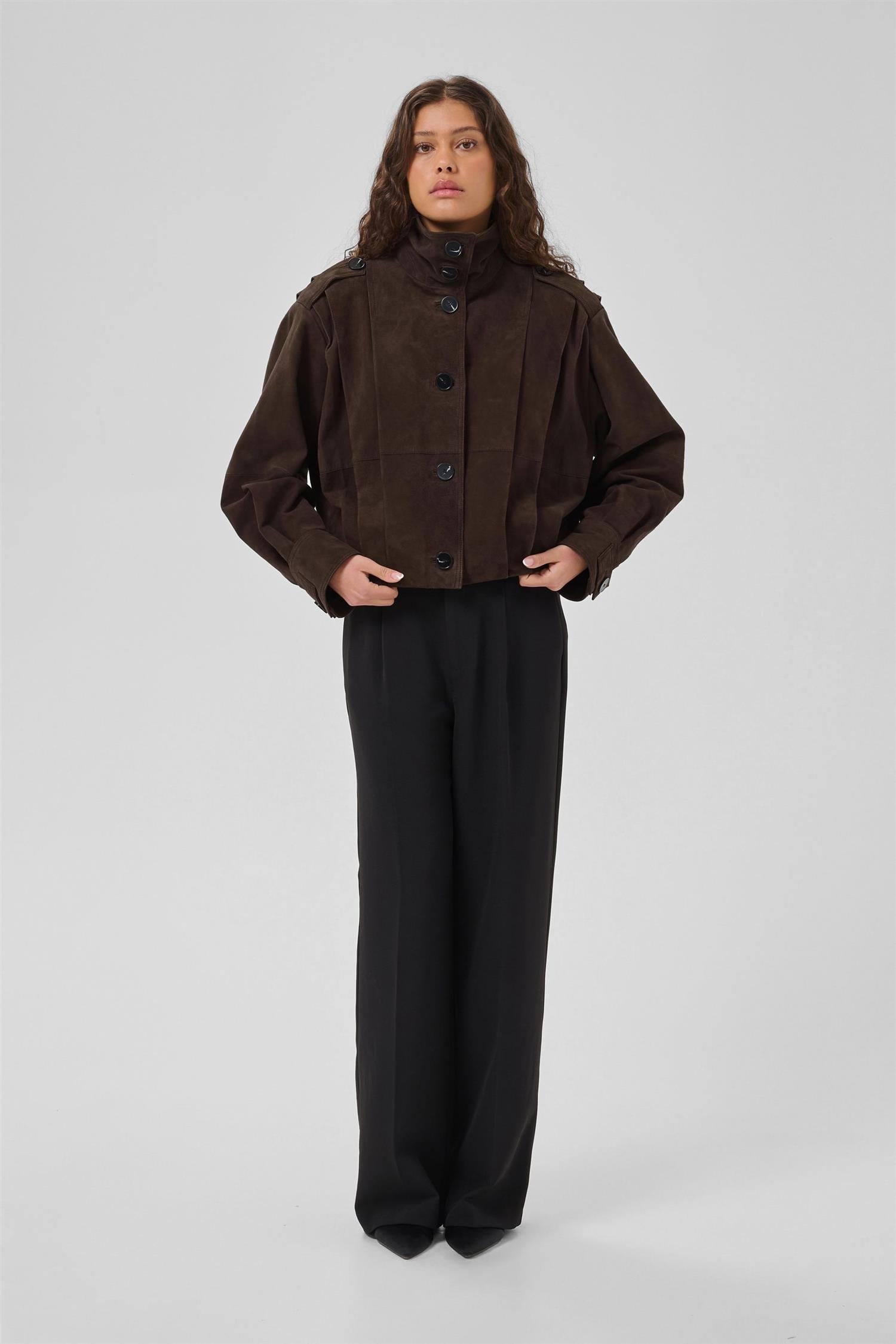 Mwpetra Suede Pleat Jacket