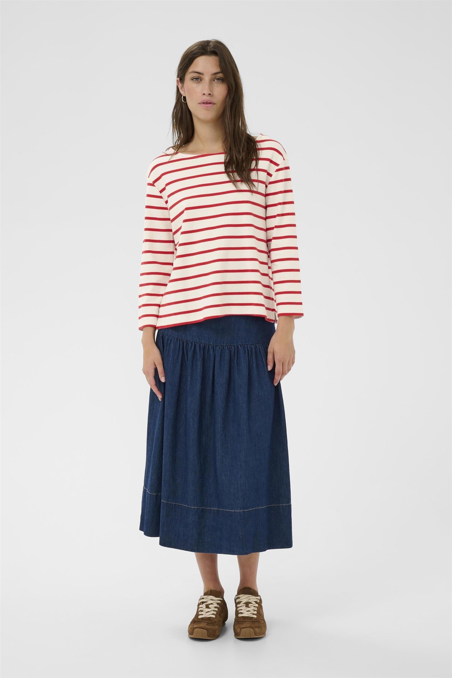 Nela poppy red