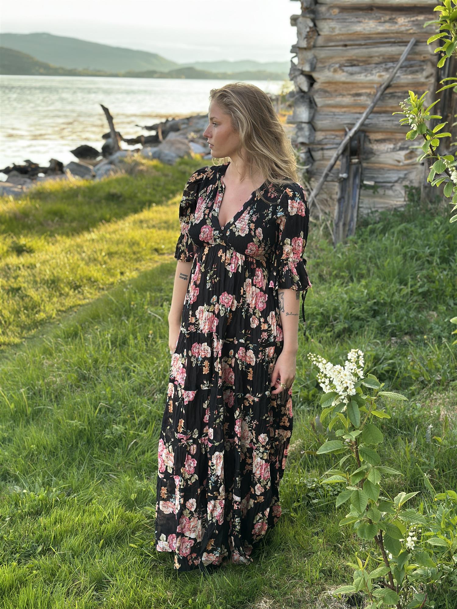 Twisted Maxi Dress Midnight Blossom