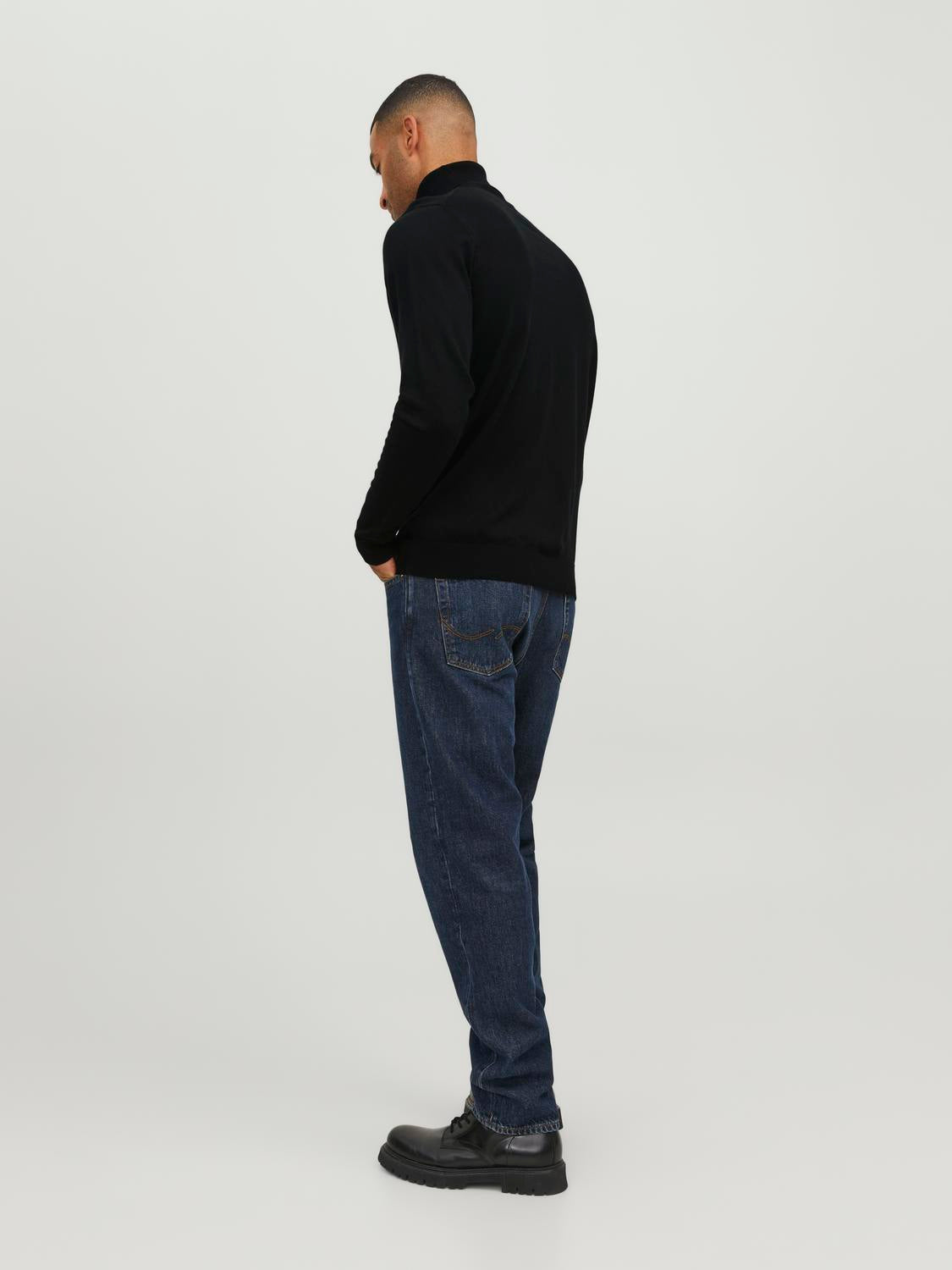 Merino Roll Neck Black