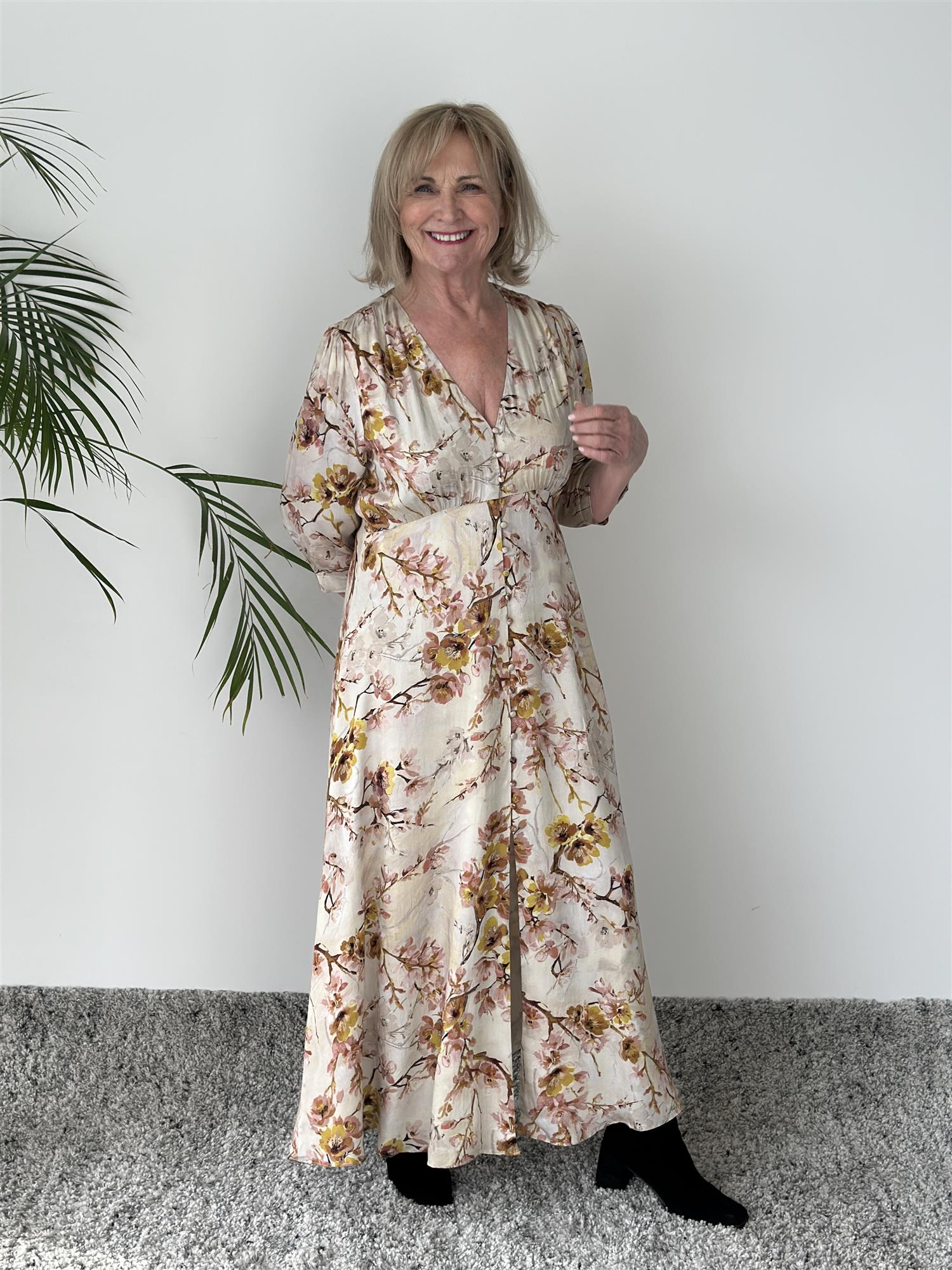 Sorrento Dress Pink Beige Flowers