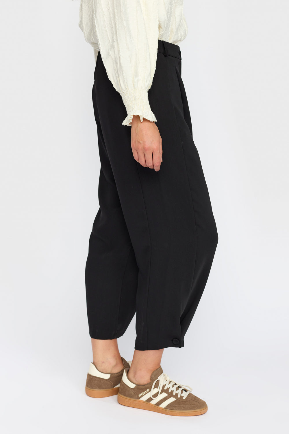 Olea Pants Black