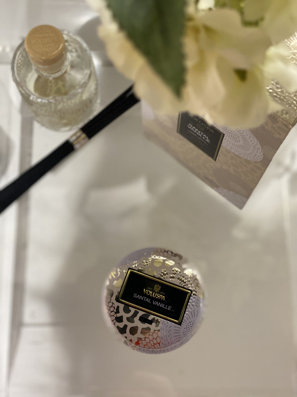 Dec Tin 25 t Santal Vanille