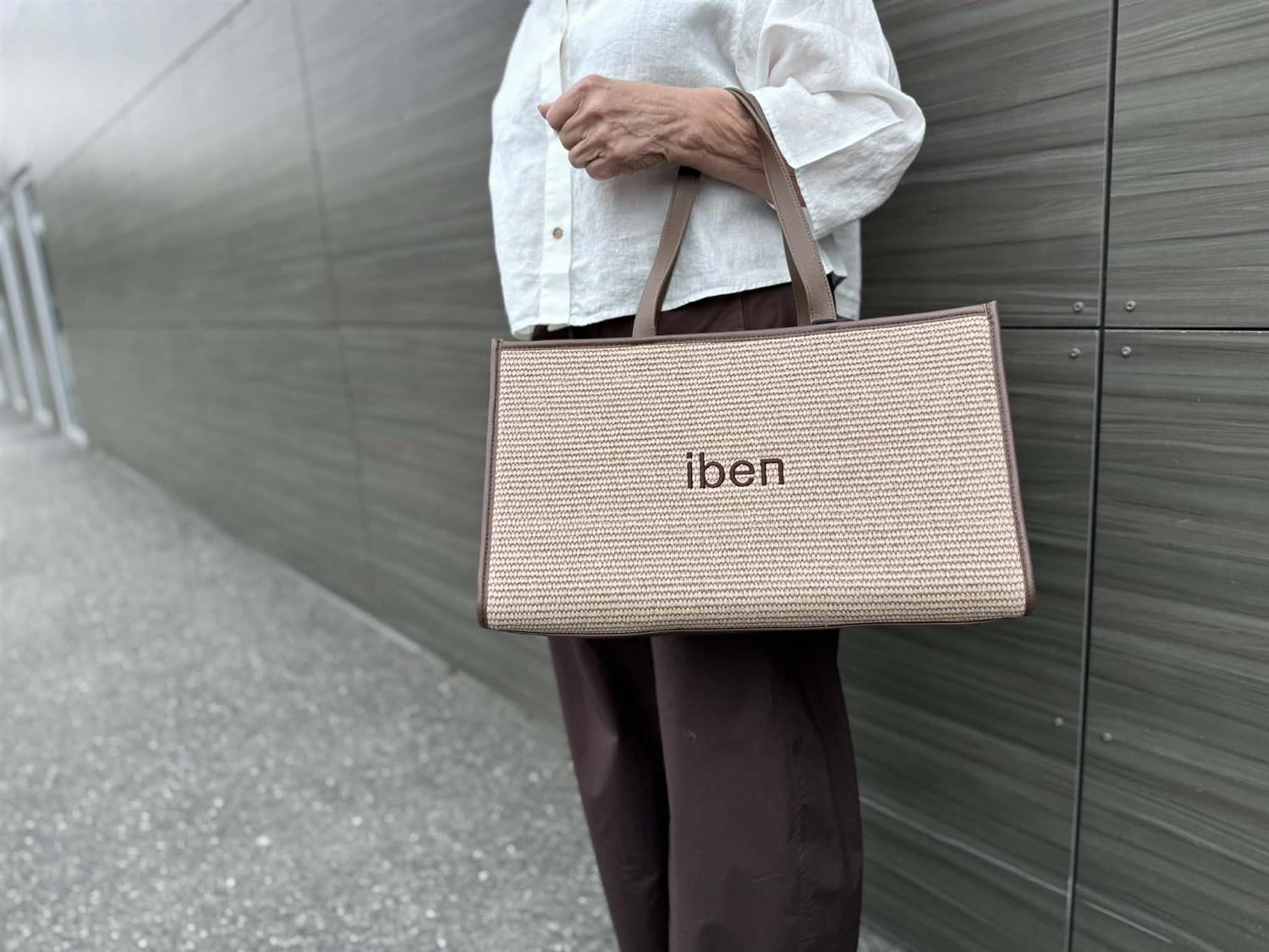 Straw Bag Medium - Brown Straw