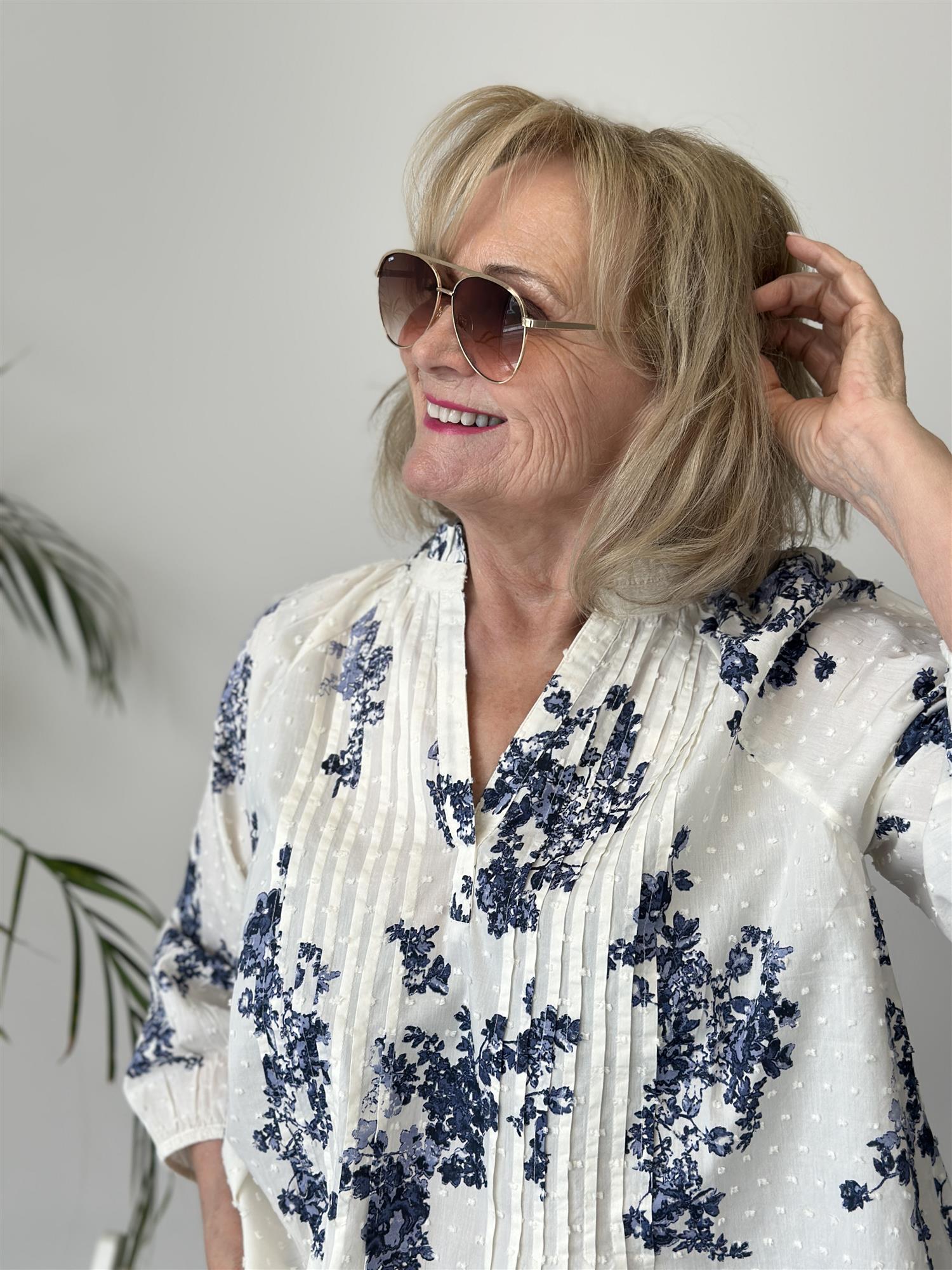 Charlie Gold/Brown to Pink Fade