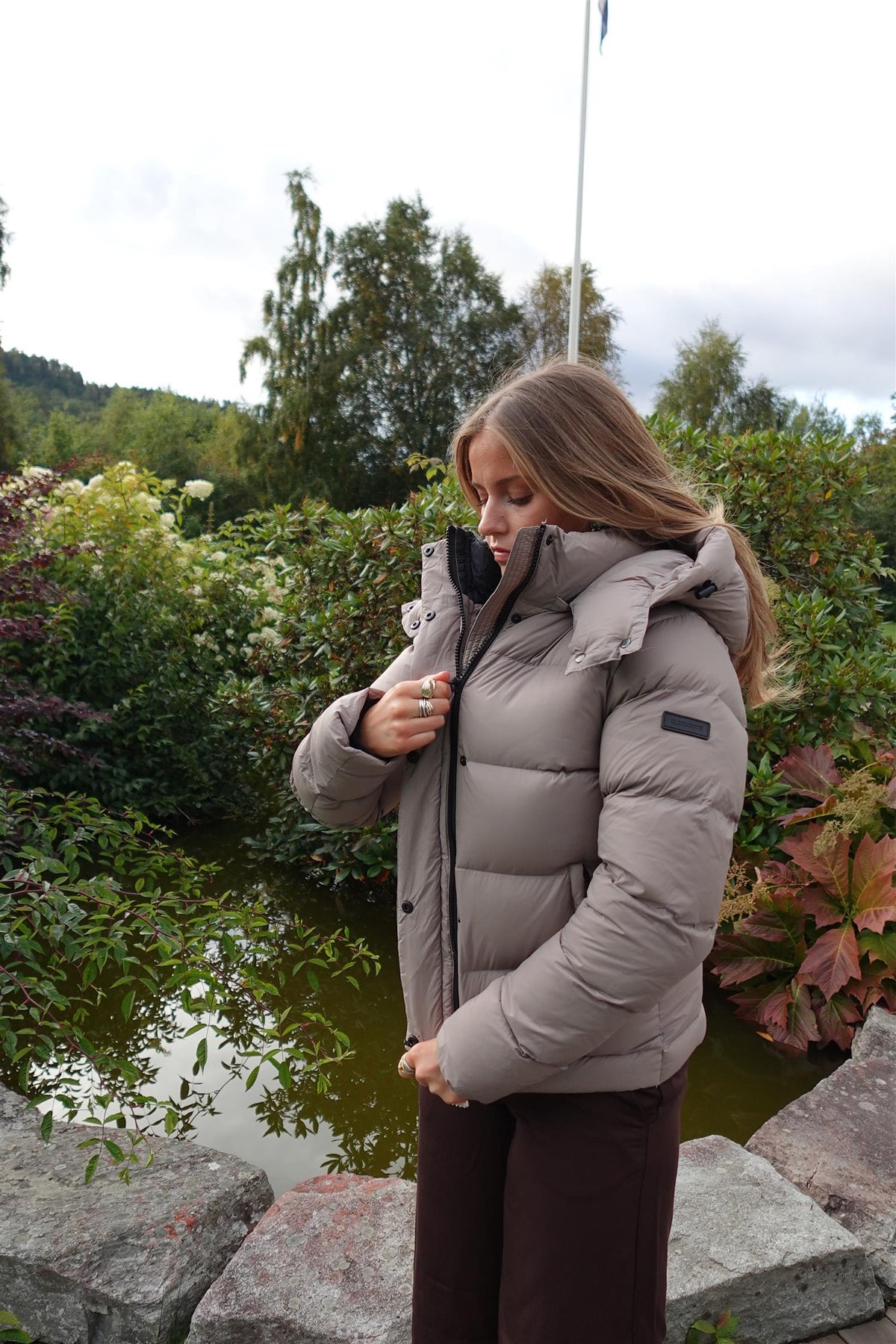Leah puffer jacket champagne