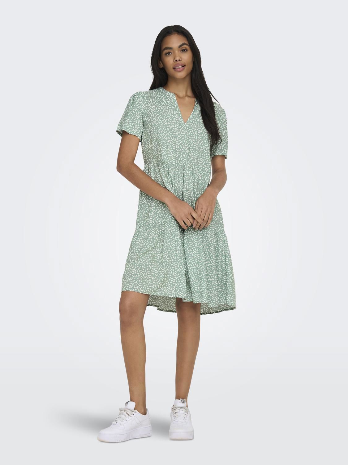 Onlzally S/s Thea Dress Chinois Green/White Leaf