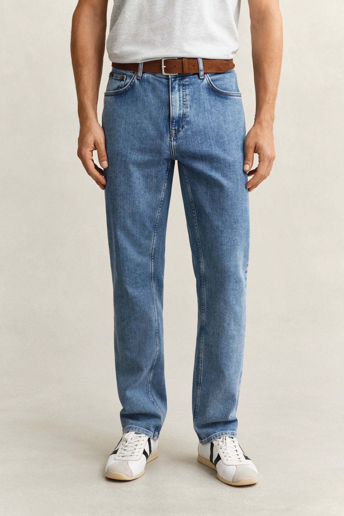 Reg clean wash jeans semi light blue