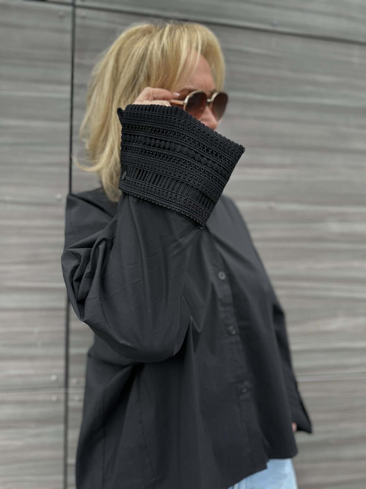 Atari Lace Shirt Black