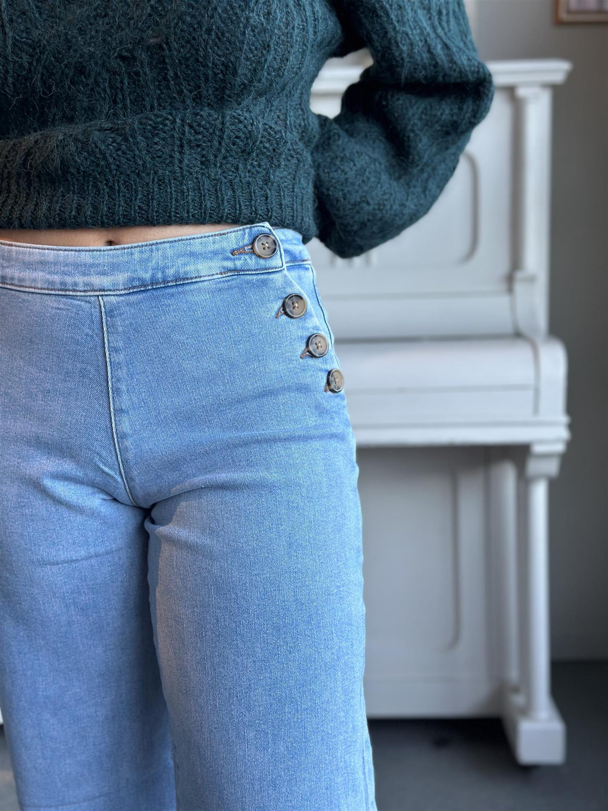 Madison HW Button Wide Jeans Light Blue Denim