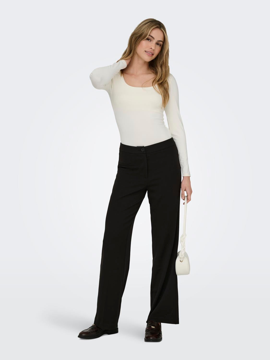 OnlEa L/S 2-way Deep Neck Top Cloud Dancer