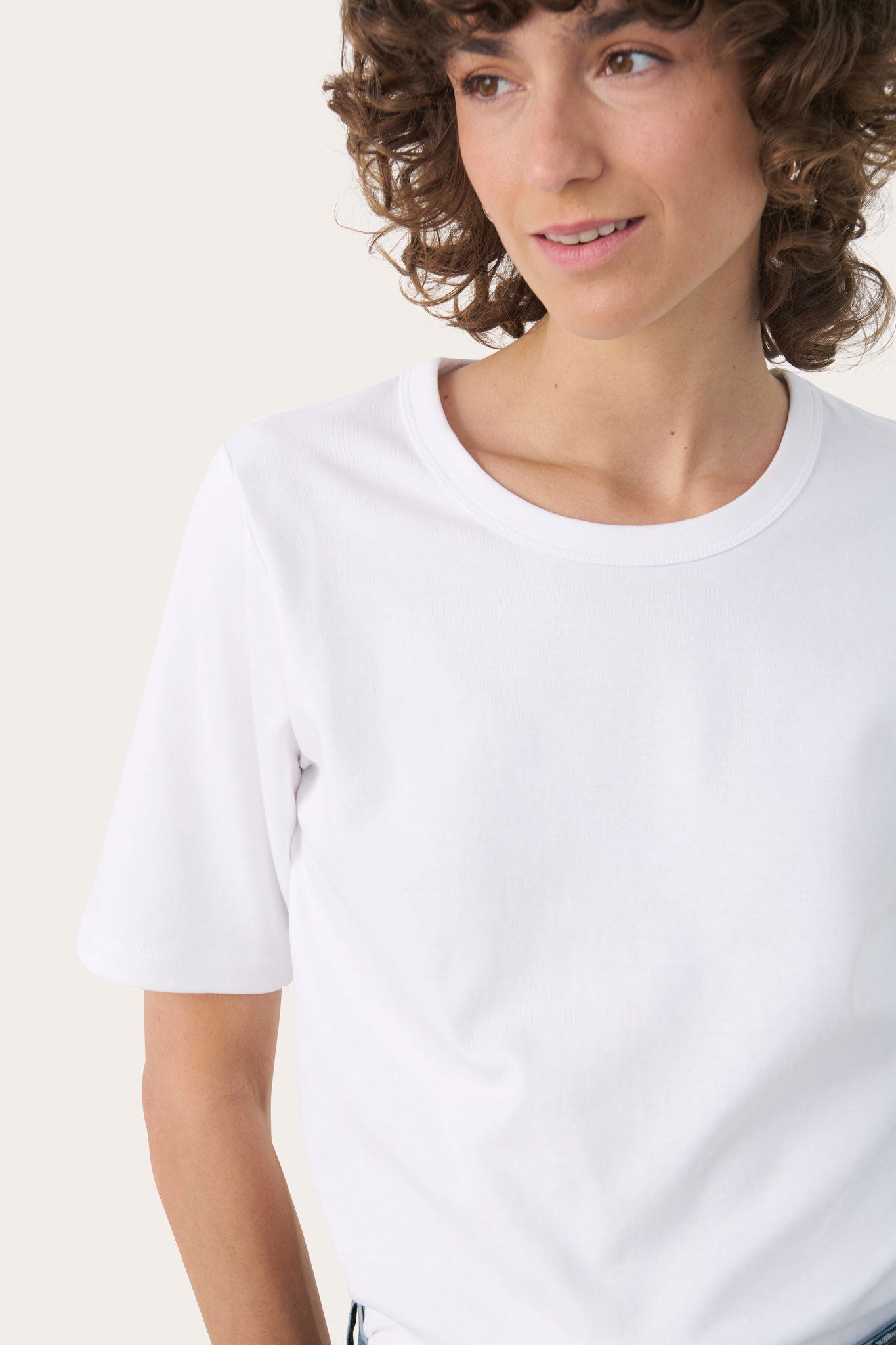 Ratanapw Ts Bright White