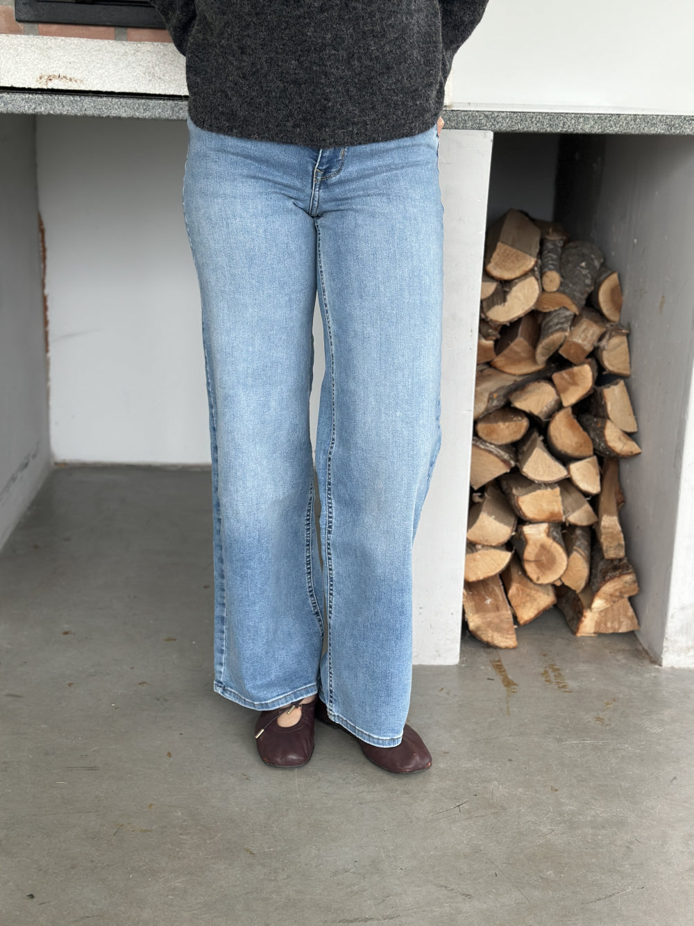 Madison Blush HW Wide Light BLue Denim