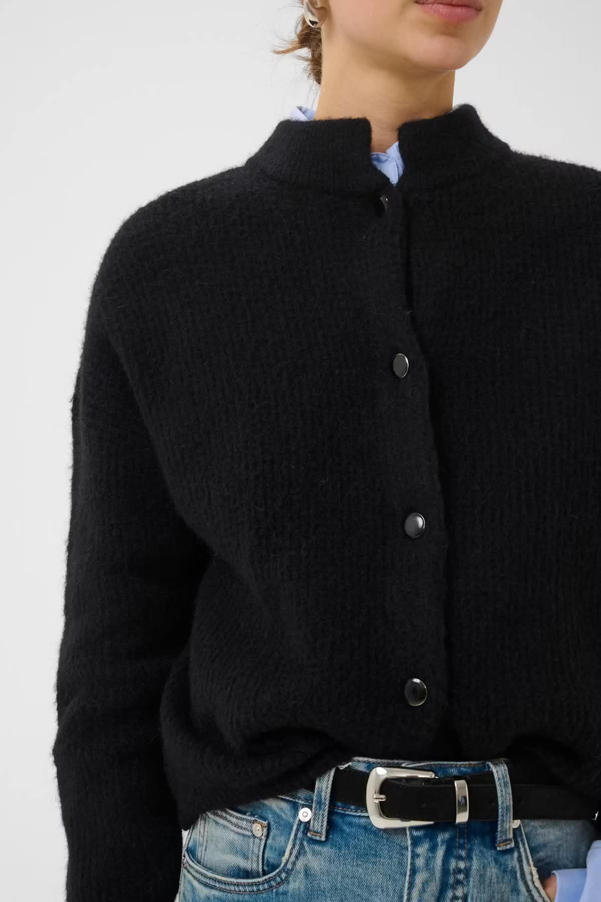 Alpha Short Cardigan Black