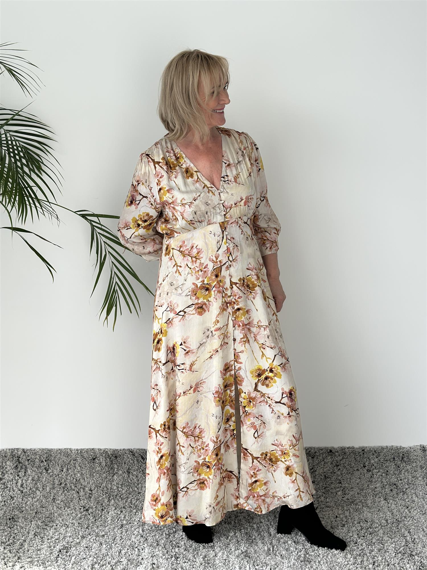 Sorrento Dress Pink Beige Flowers