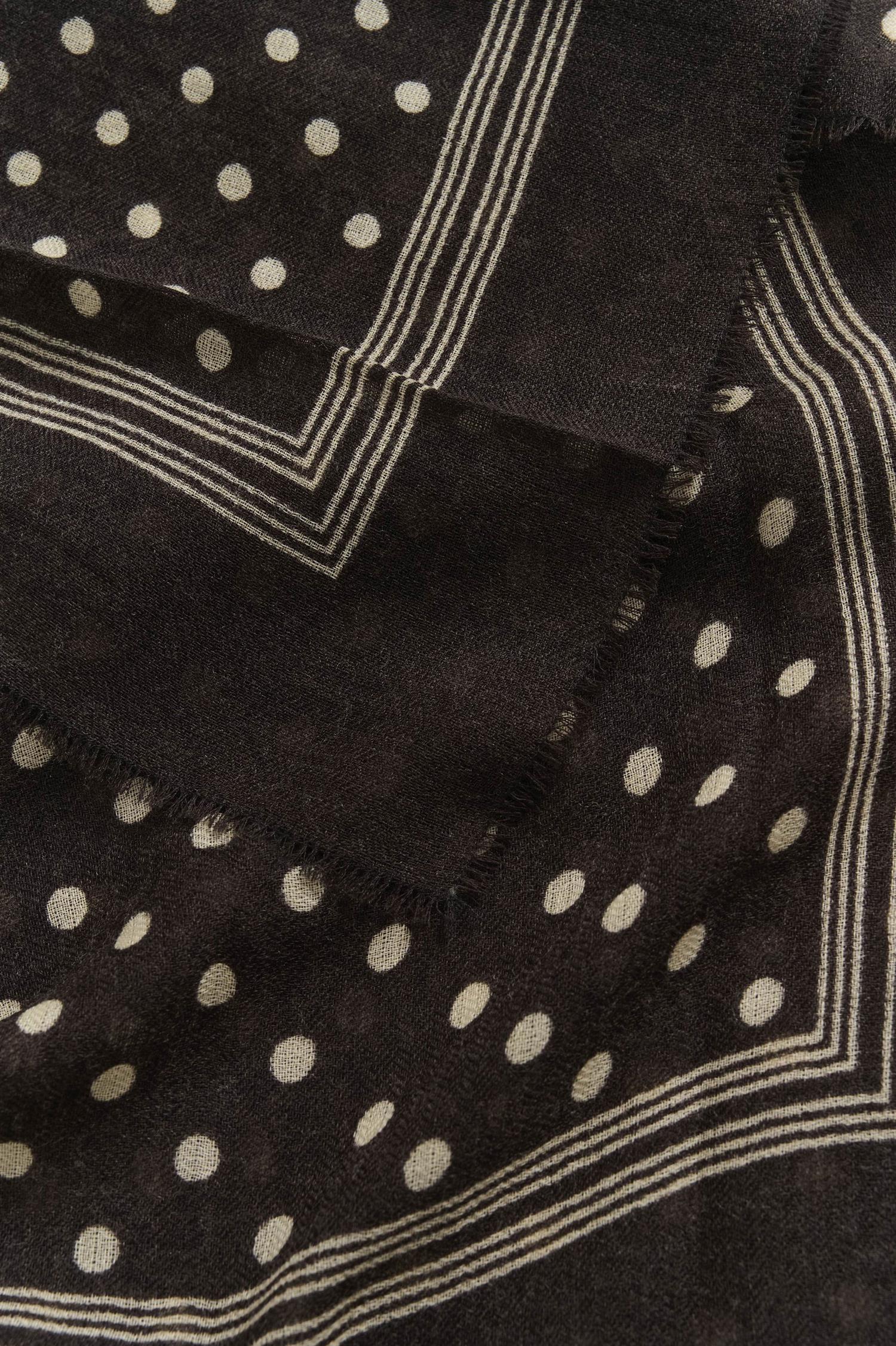 Celestapw Scarf
