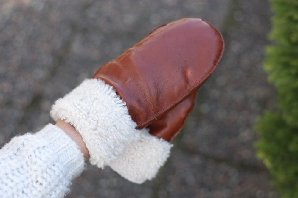 Diya Mitten cognac