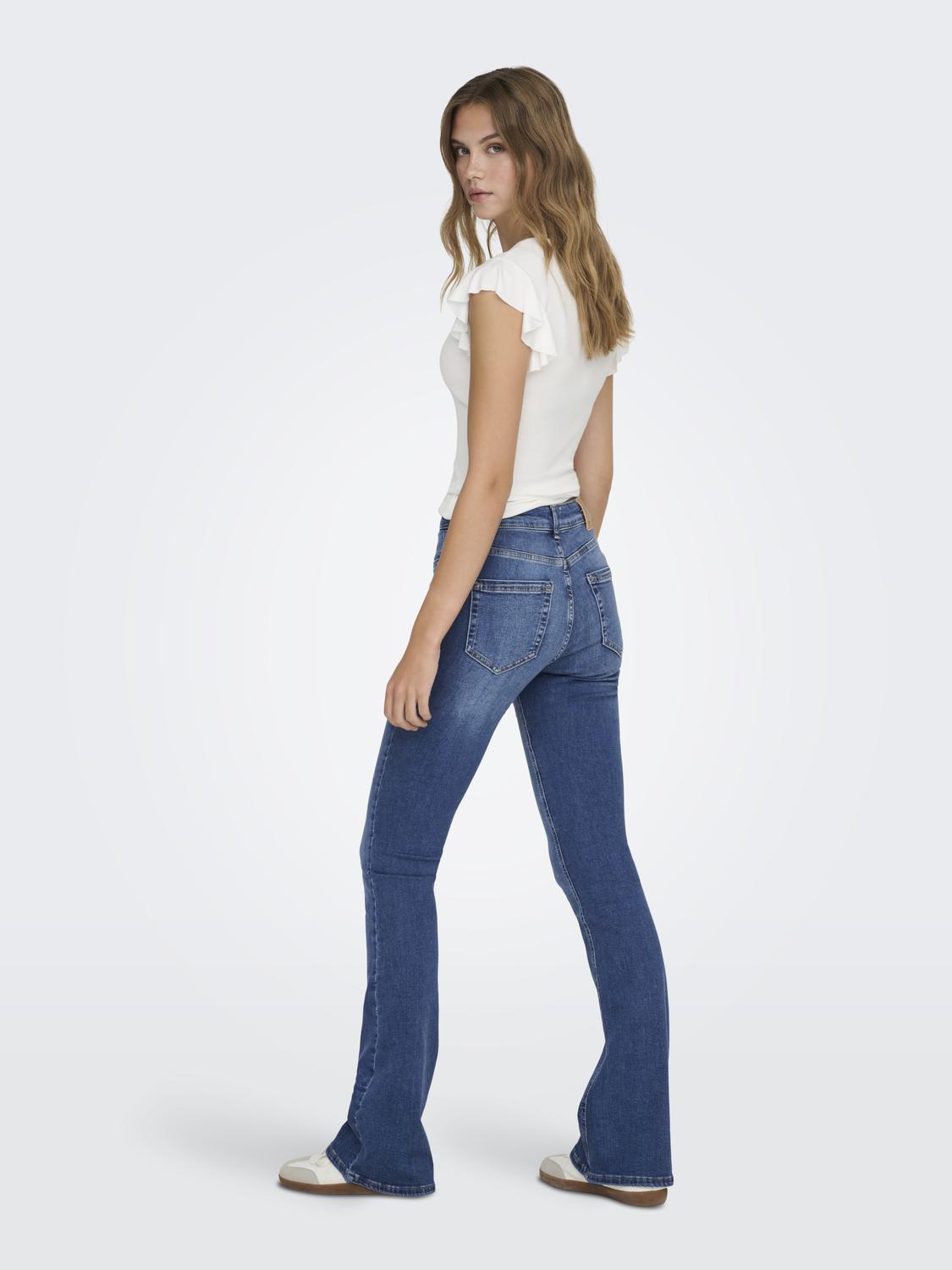 Blush Mid Flared Mid Medium Blue Denim