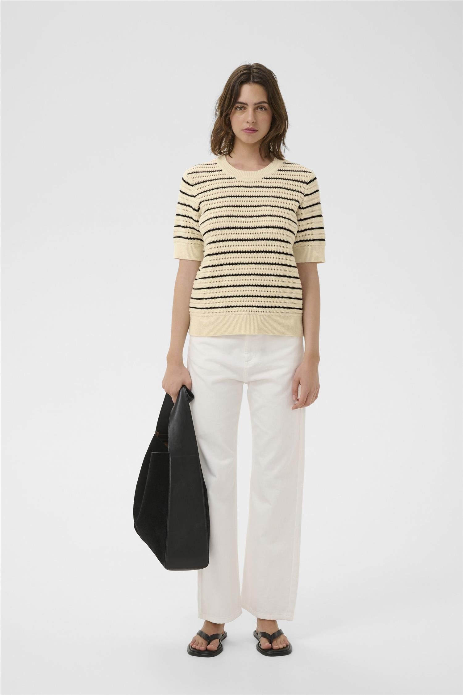 Nelliiw Tee Black/Whisper White