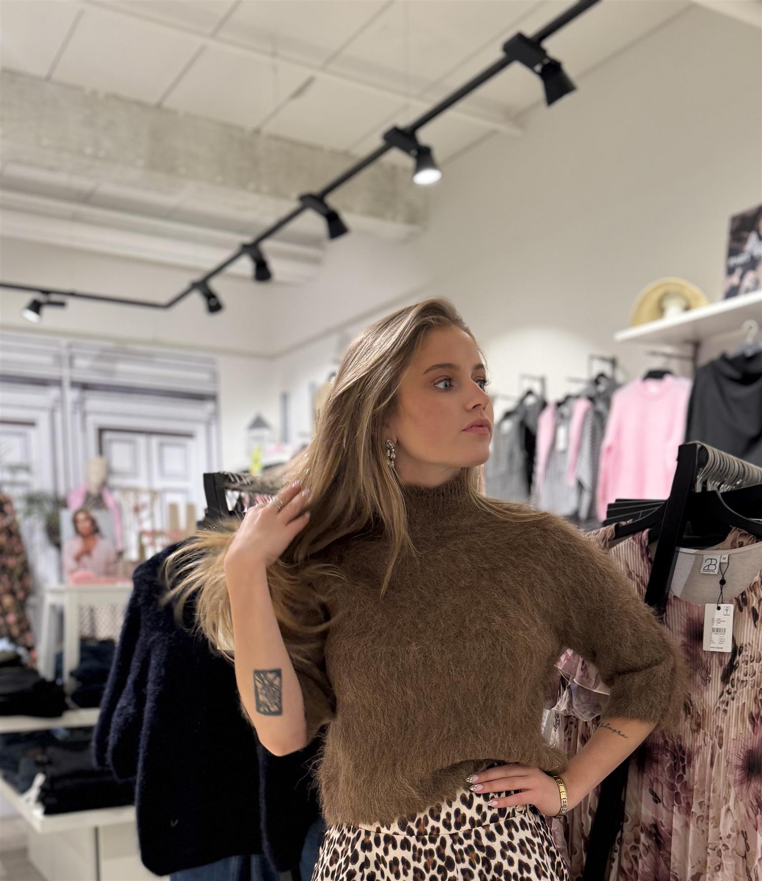 Hairy Knit Turtleneck-008 Brown