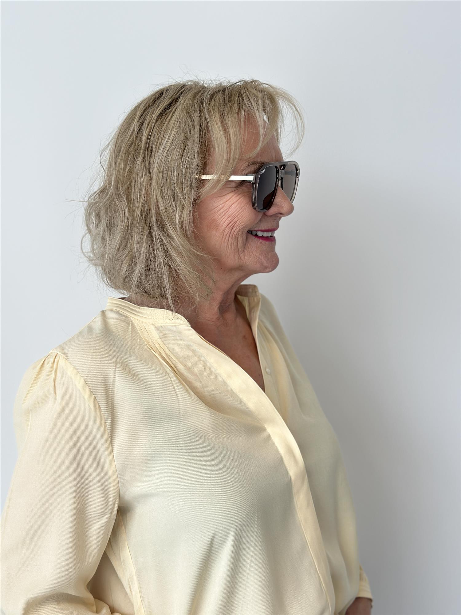 Reina Trans/Olive Brown