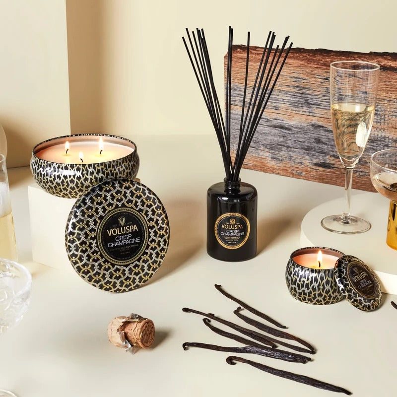 Crisp champagne Mini Tin Candle