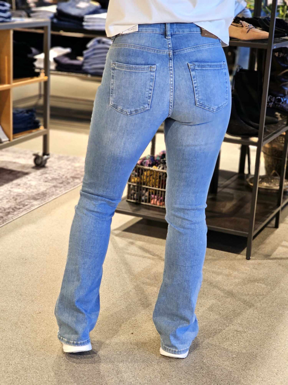 Onlblush Mid Flared Light Blue Denim