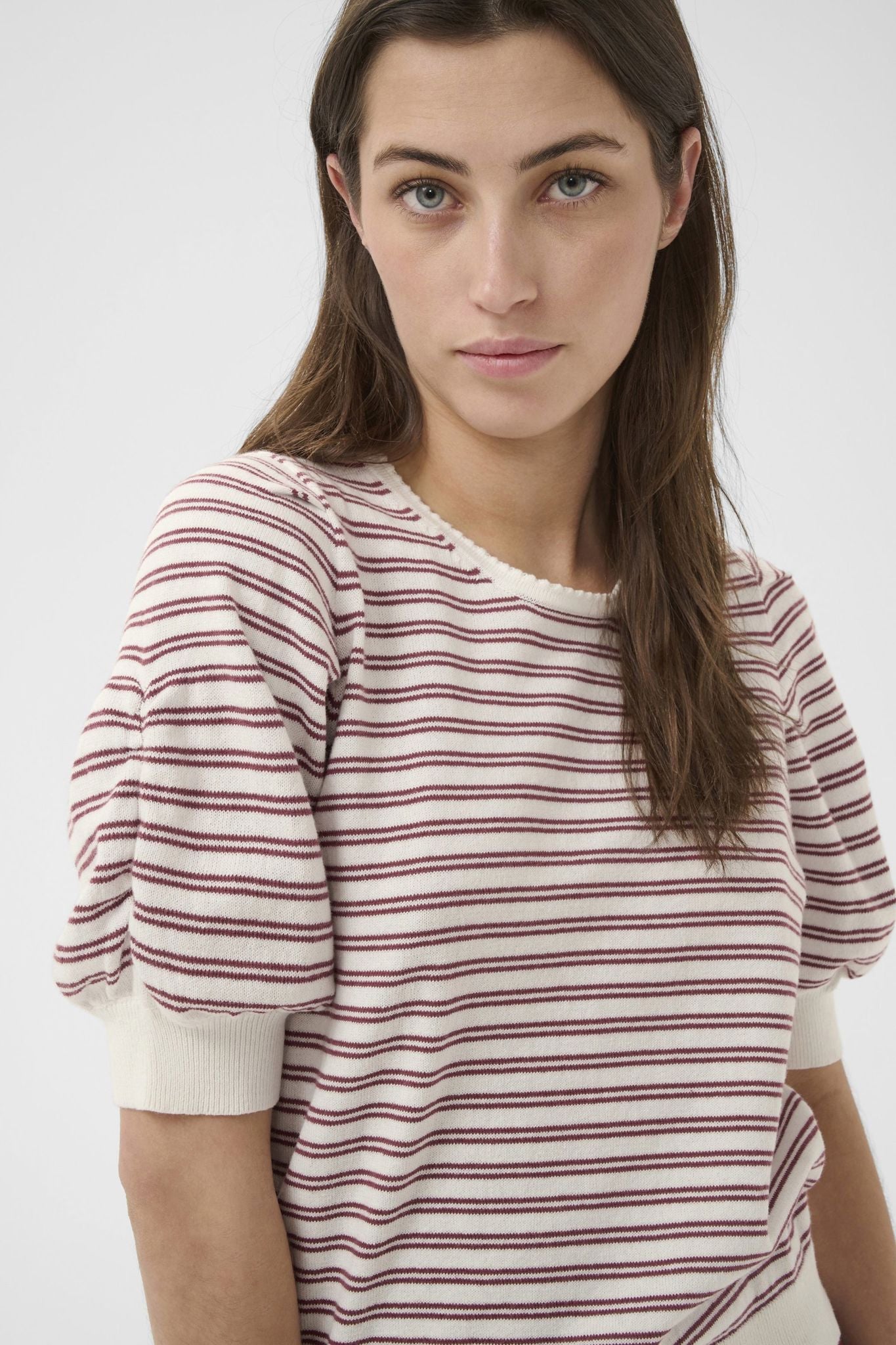 Varaianpw Pullover