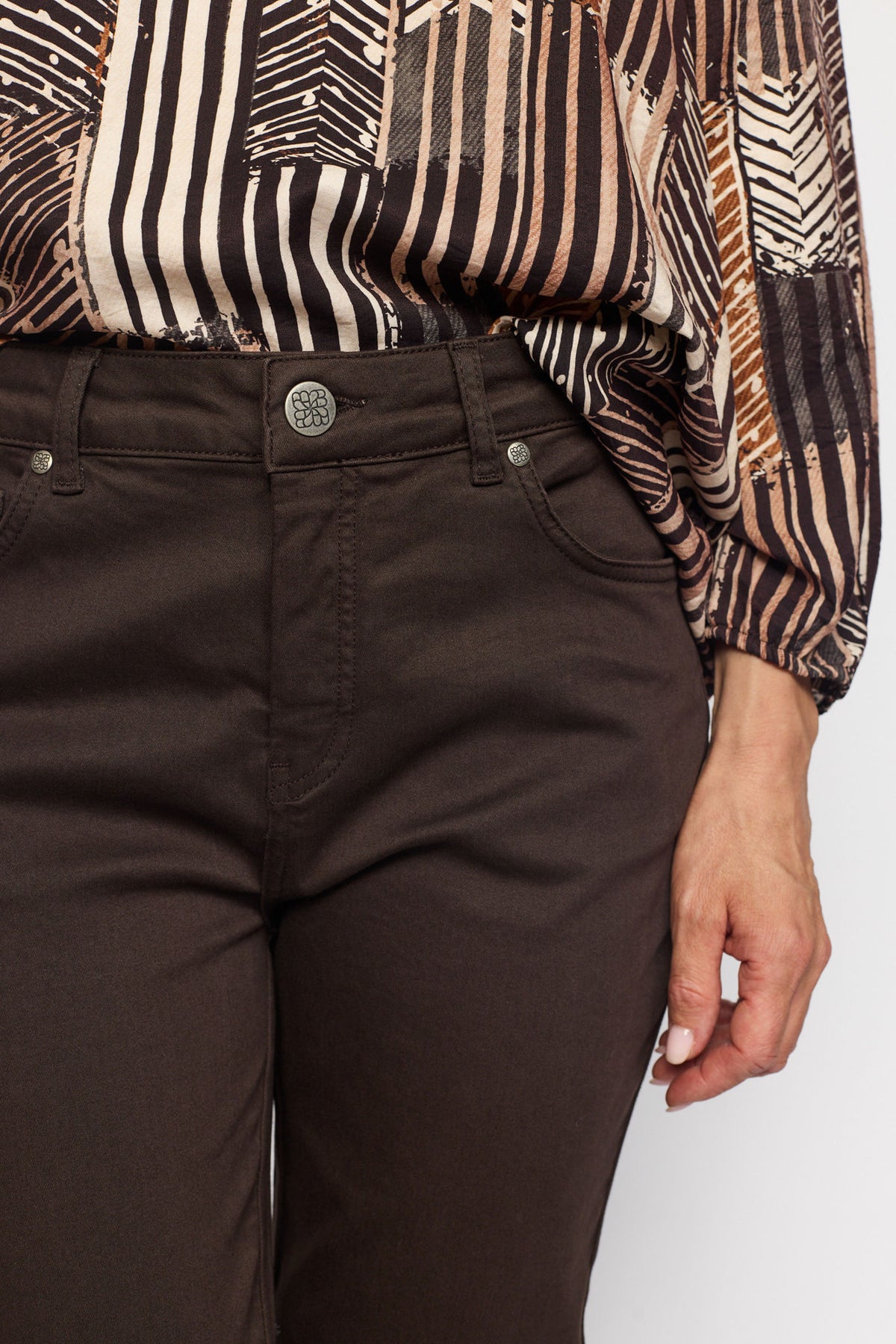 Blis Dark Brown