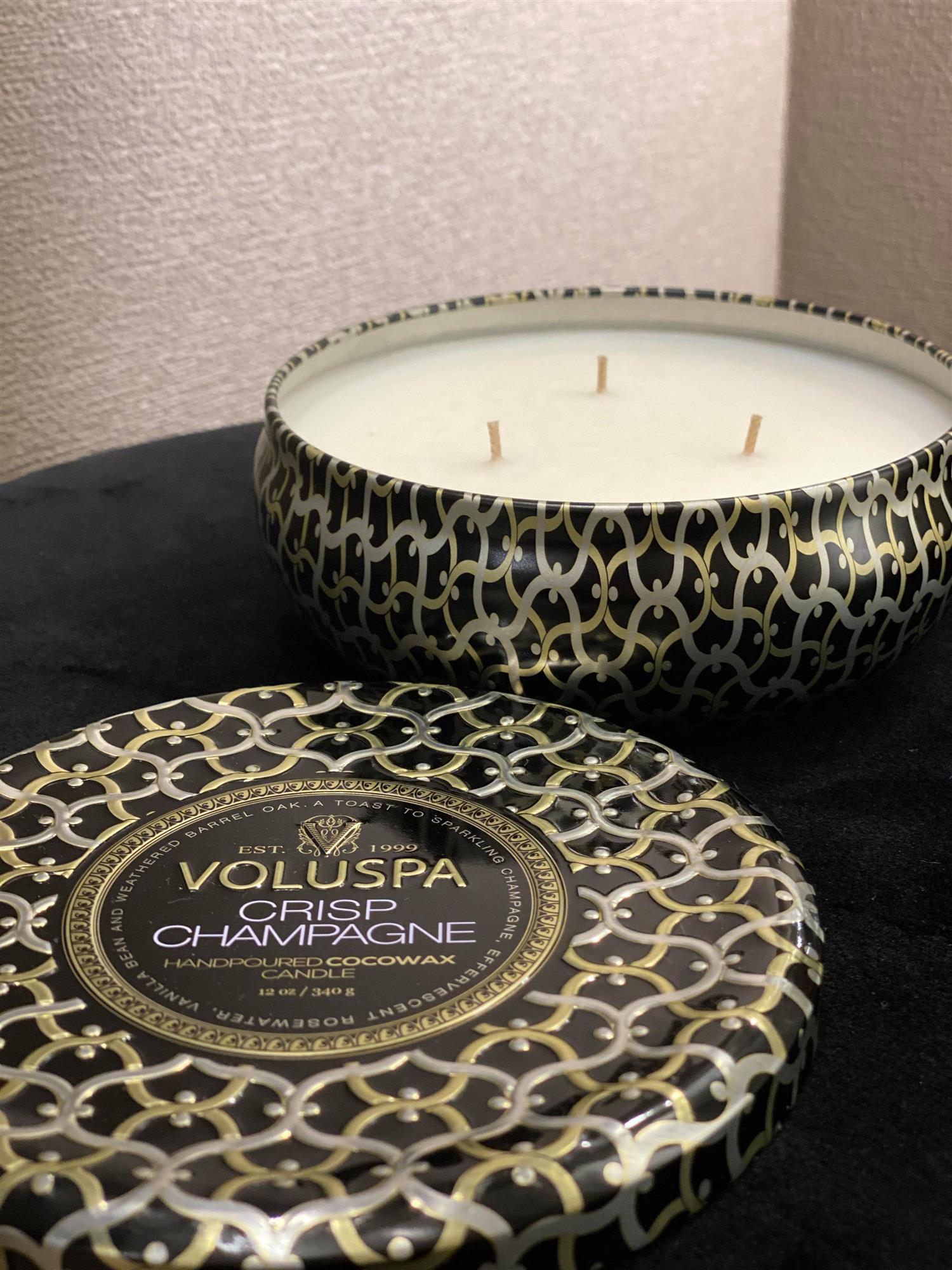 3-wick Candle Dec. Tin 40tim crisp champagne
