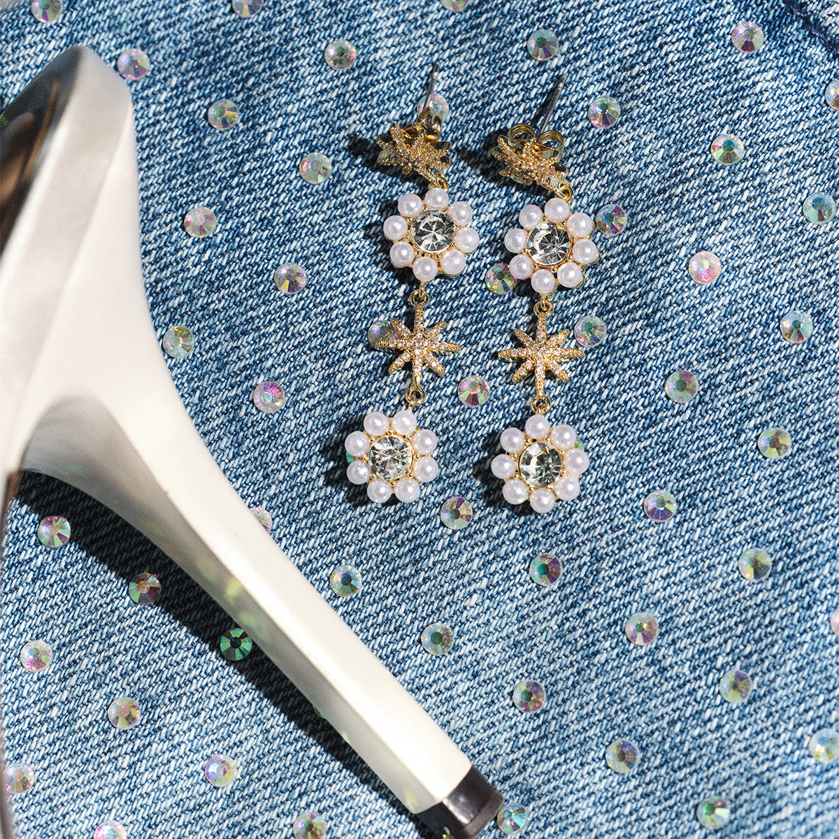 Cloud Dancer Earring Tone Damli