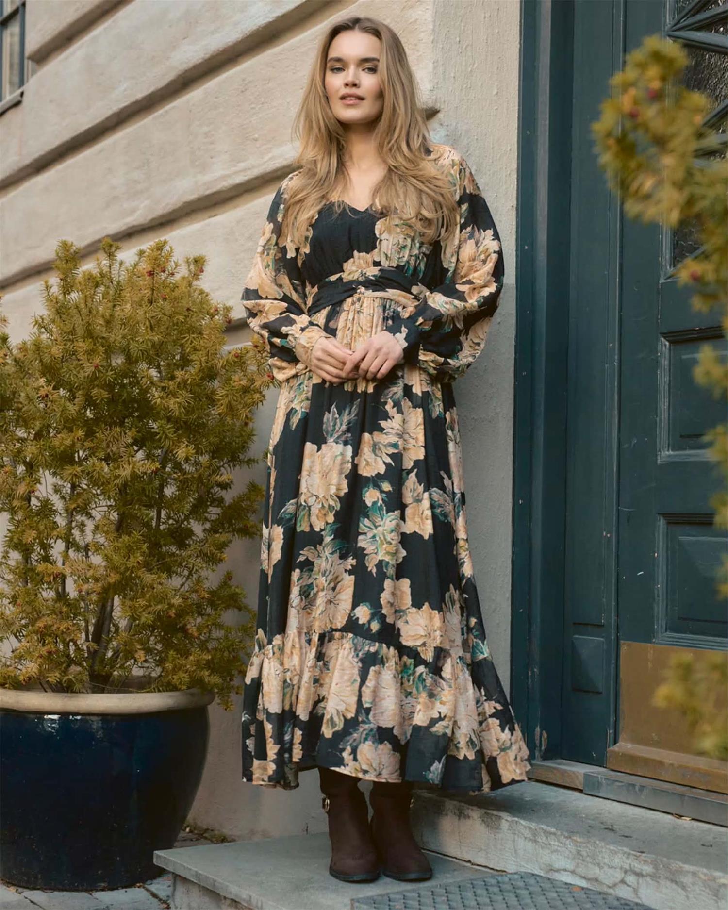 Fione Navina Long Dress Black