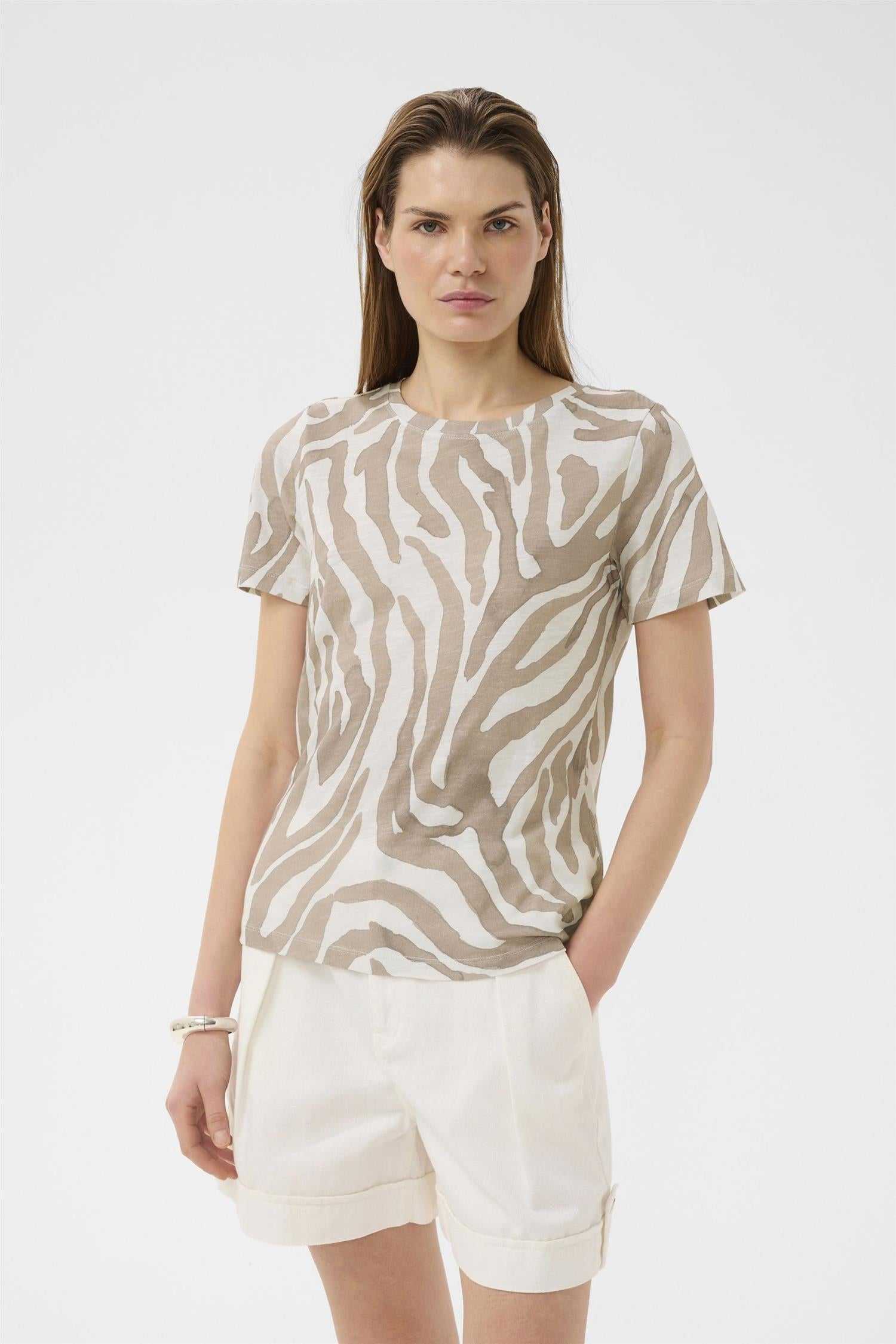 Almaiw Print Tshirt