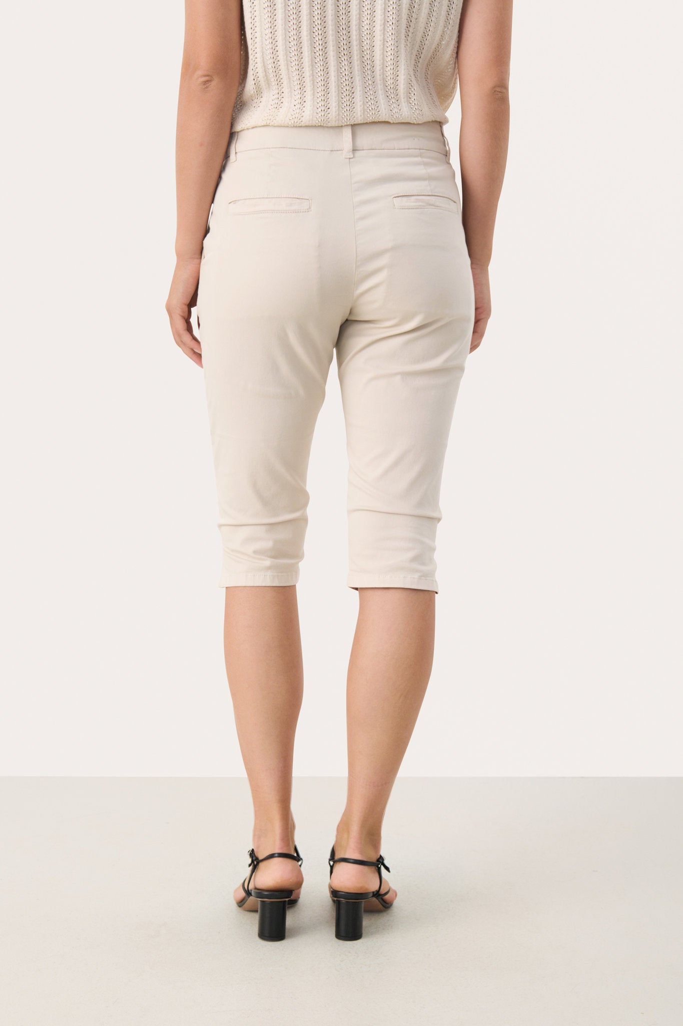 Renata Capri Pant French Oak