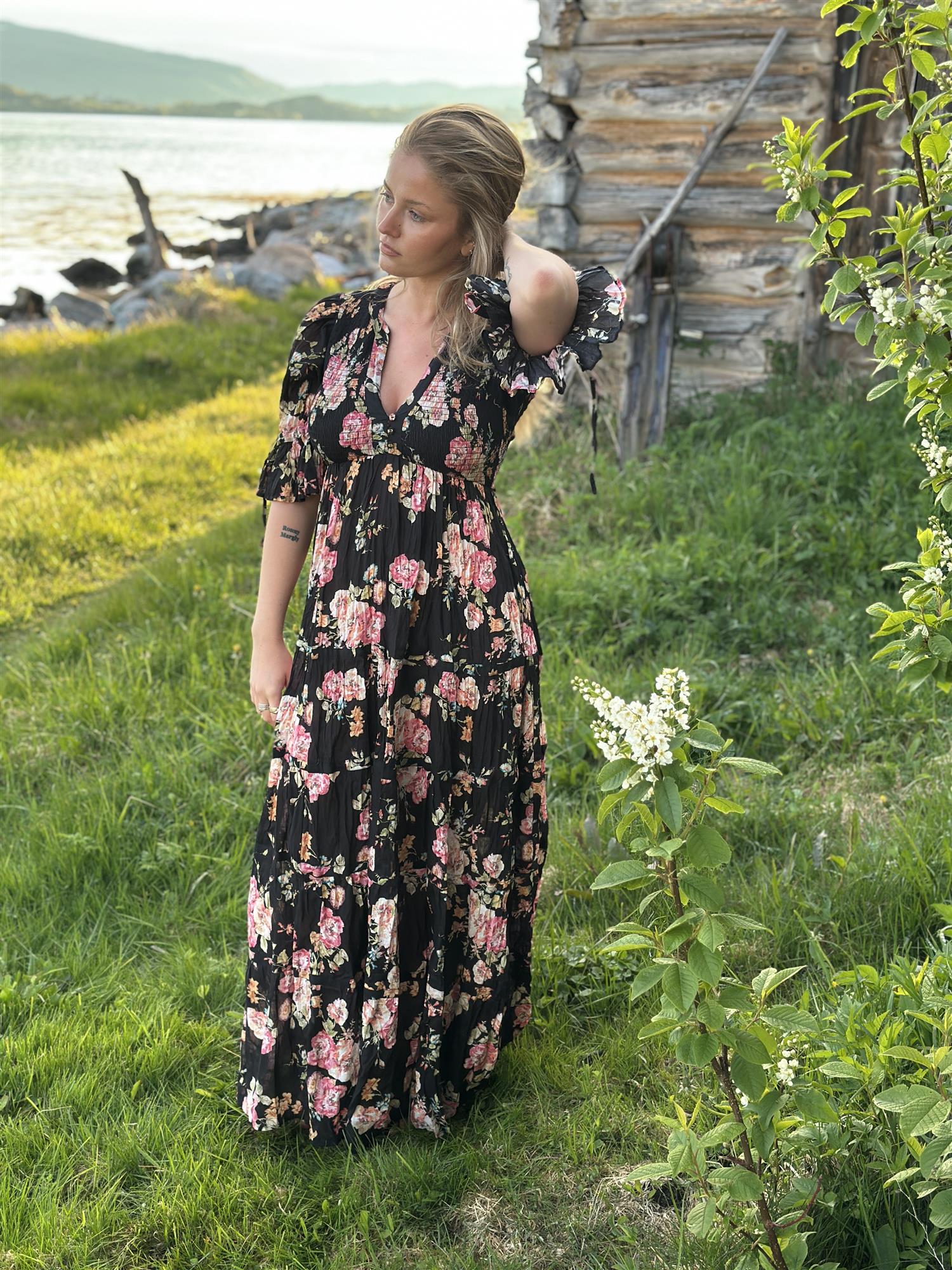 Twisted Maxi Dress Midnight Blossom