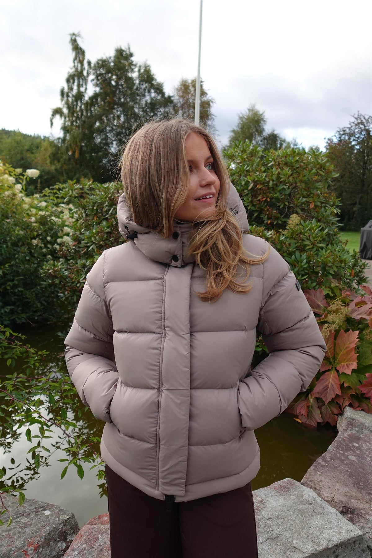 Leah puffer jacket champagne