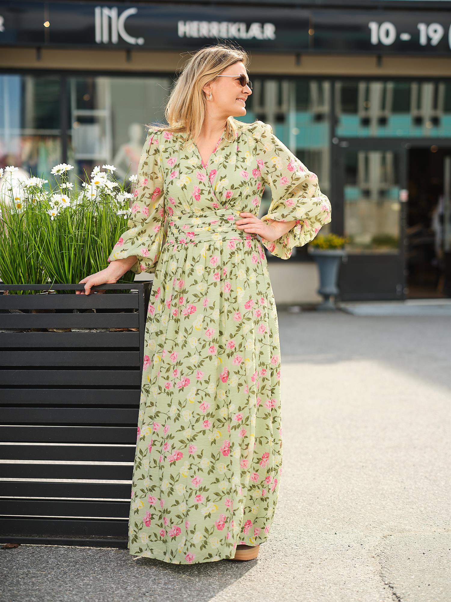 Viscose V-Neck Dress Botanical
