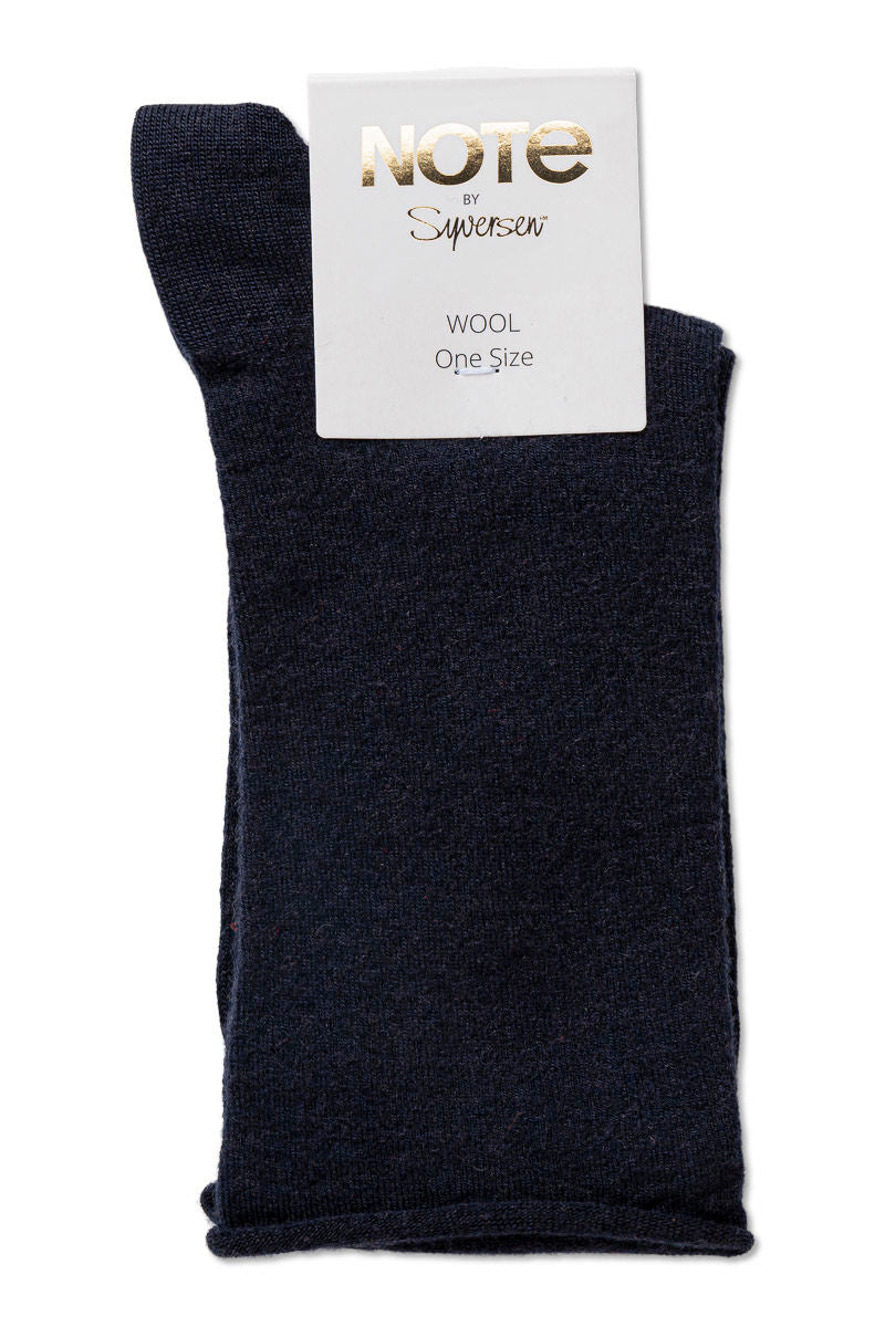 Note Wool Roll Top
