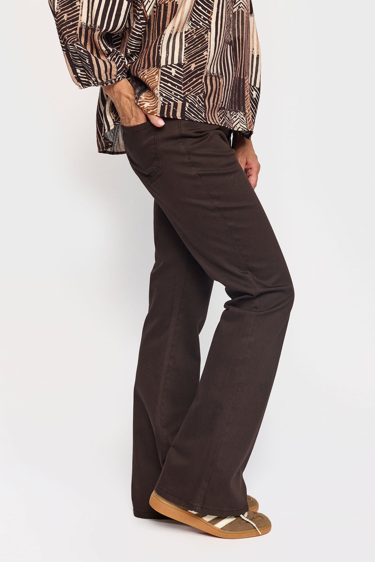 Blis Dark Brown