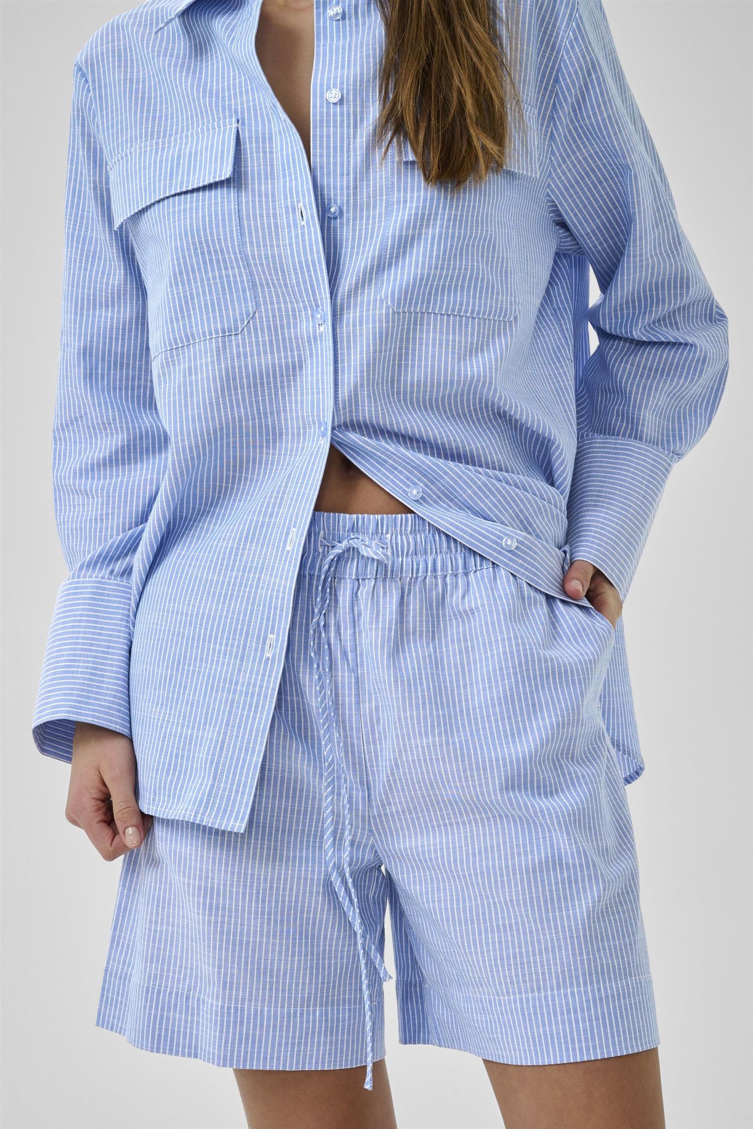 Skyemw Shorts