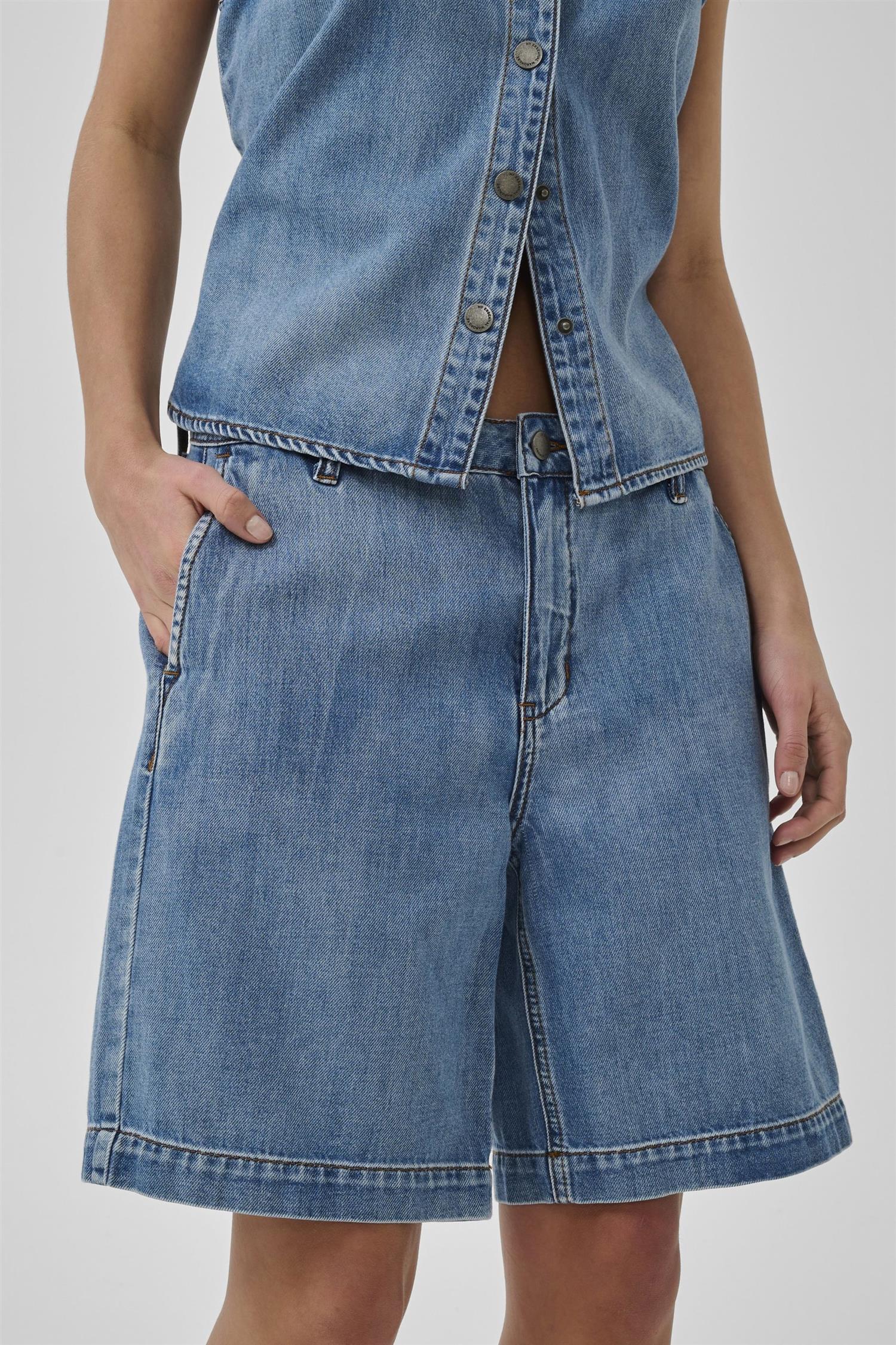 Mwkamma 171 Shorts