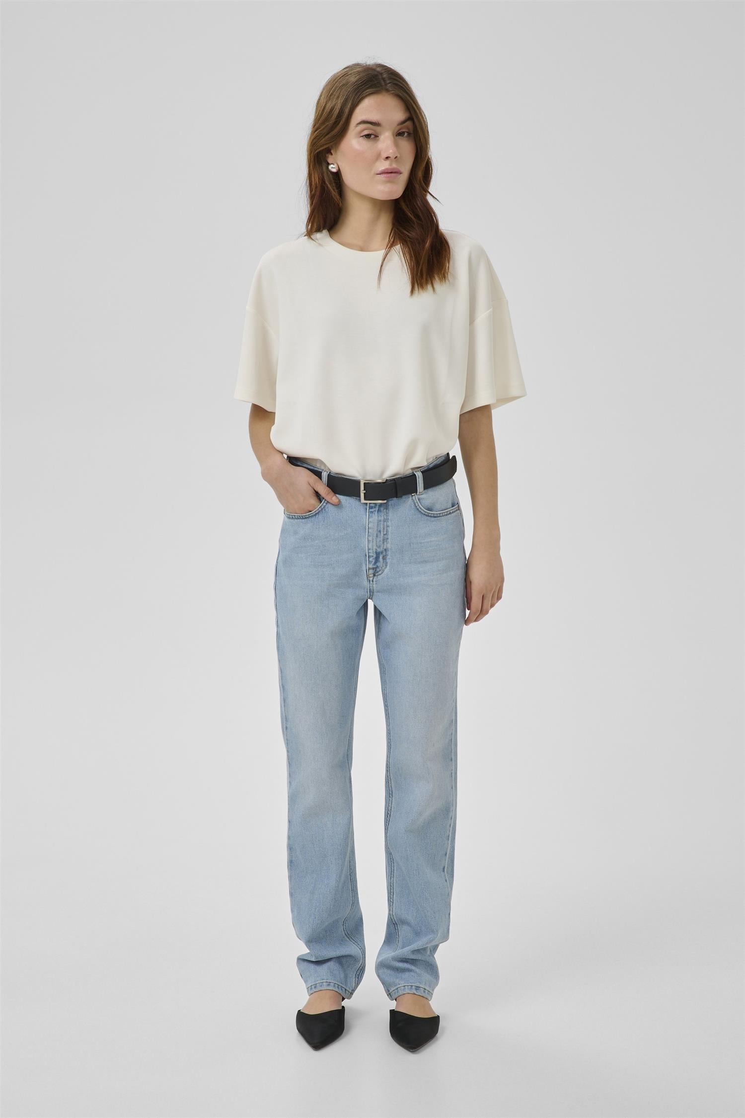 07 The Isa 139 High Straight Jeans Light Blue
