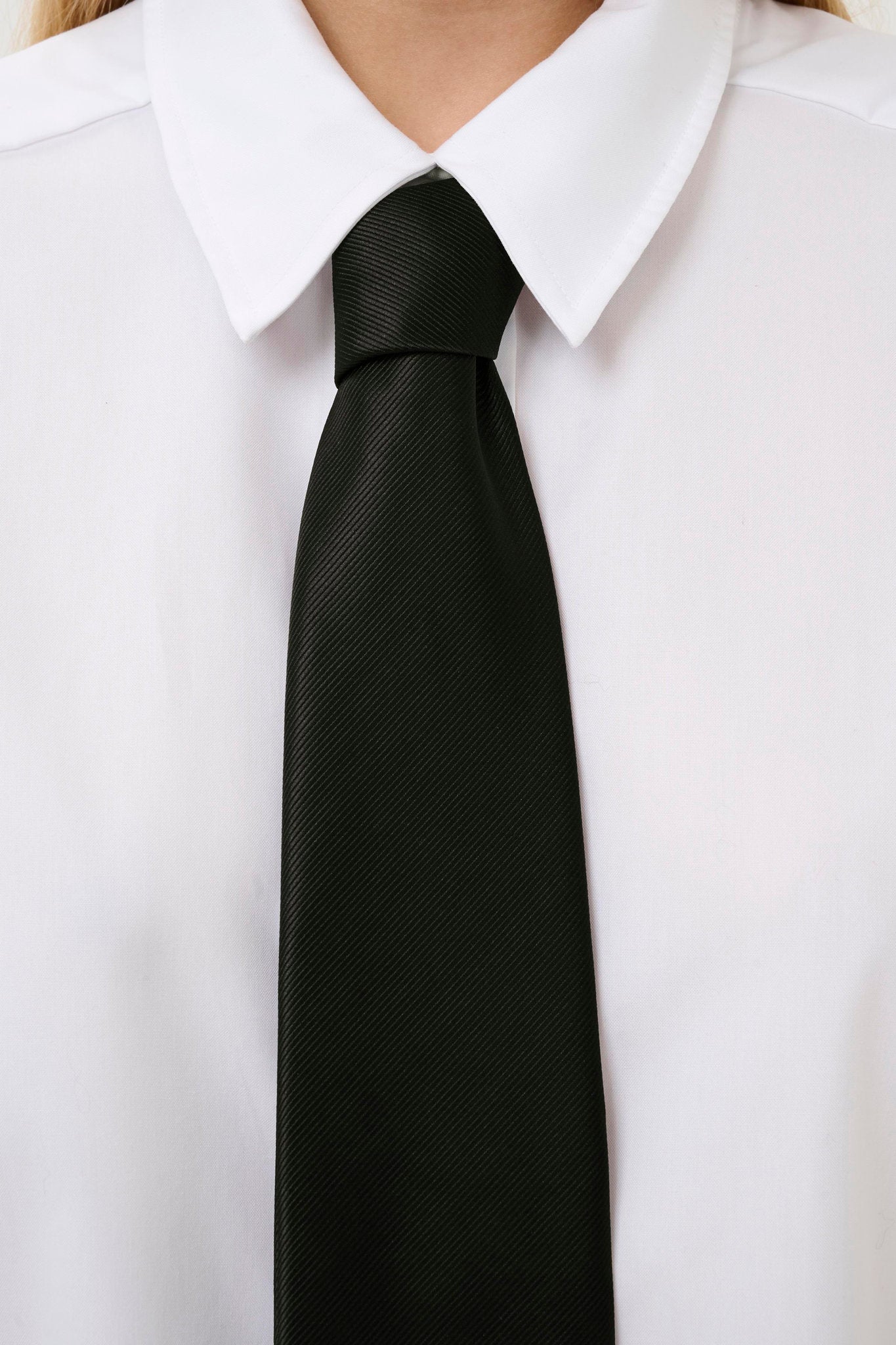 Lia Satin Tie Black