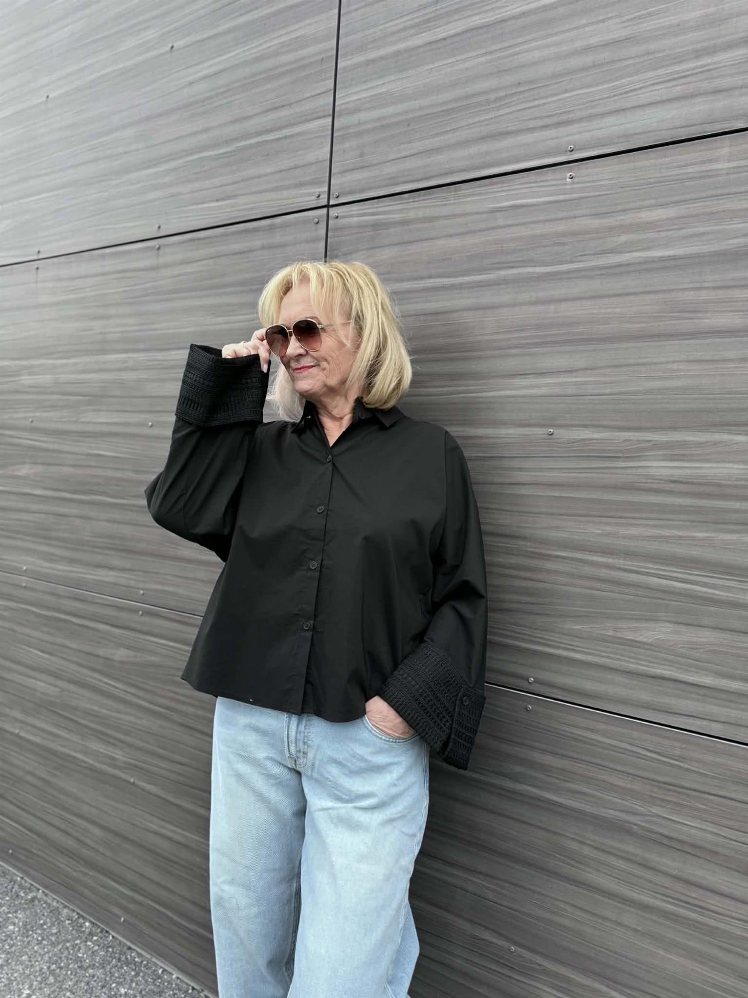 Atari Lace Shirt Black