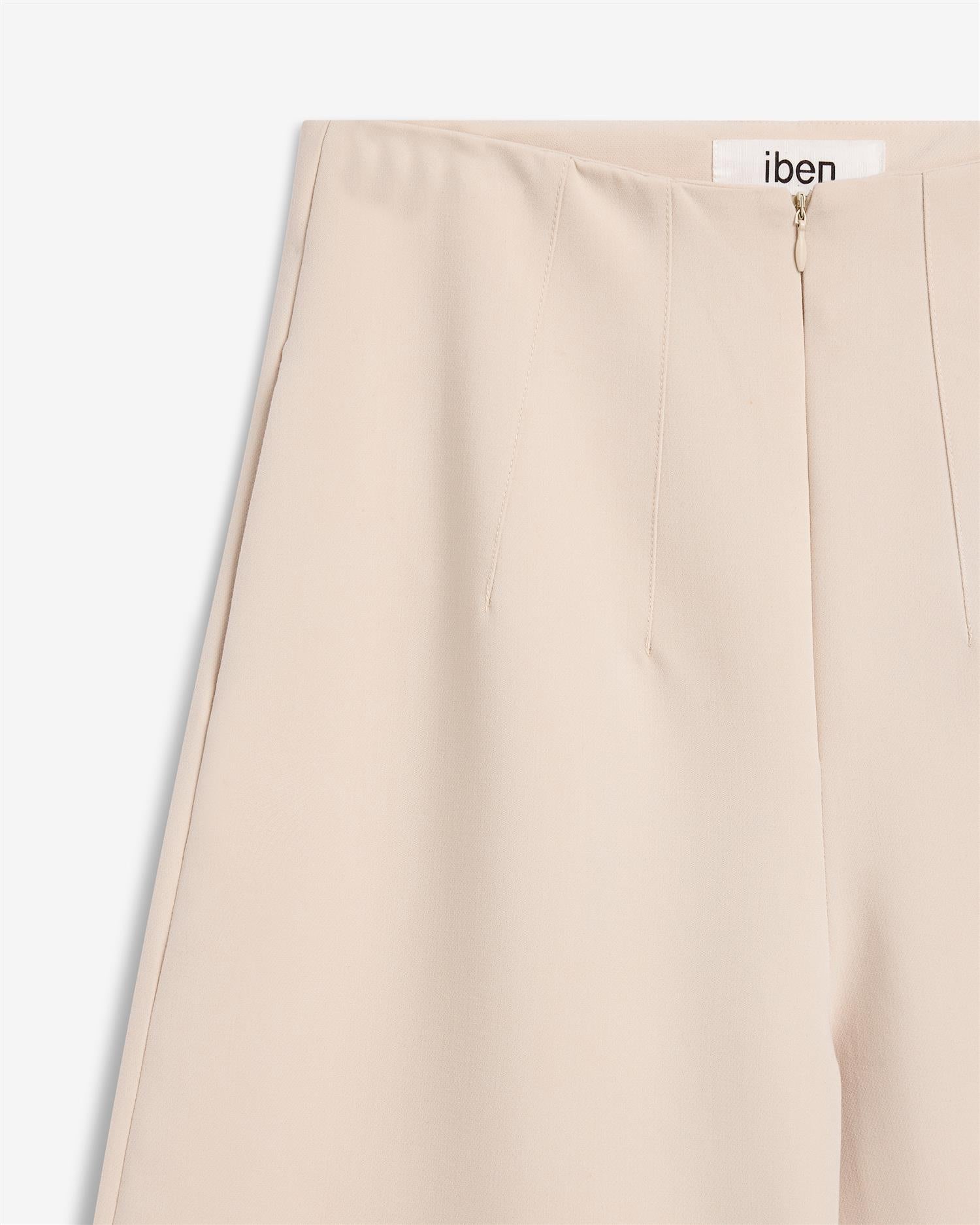 Smooth Barrel Pants Ivory White