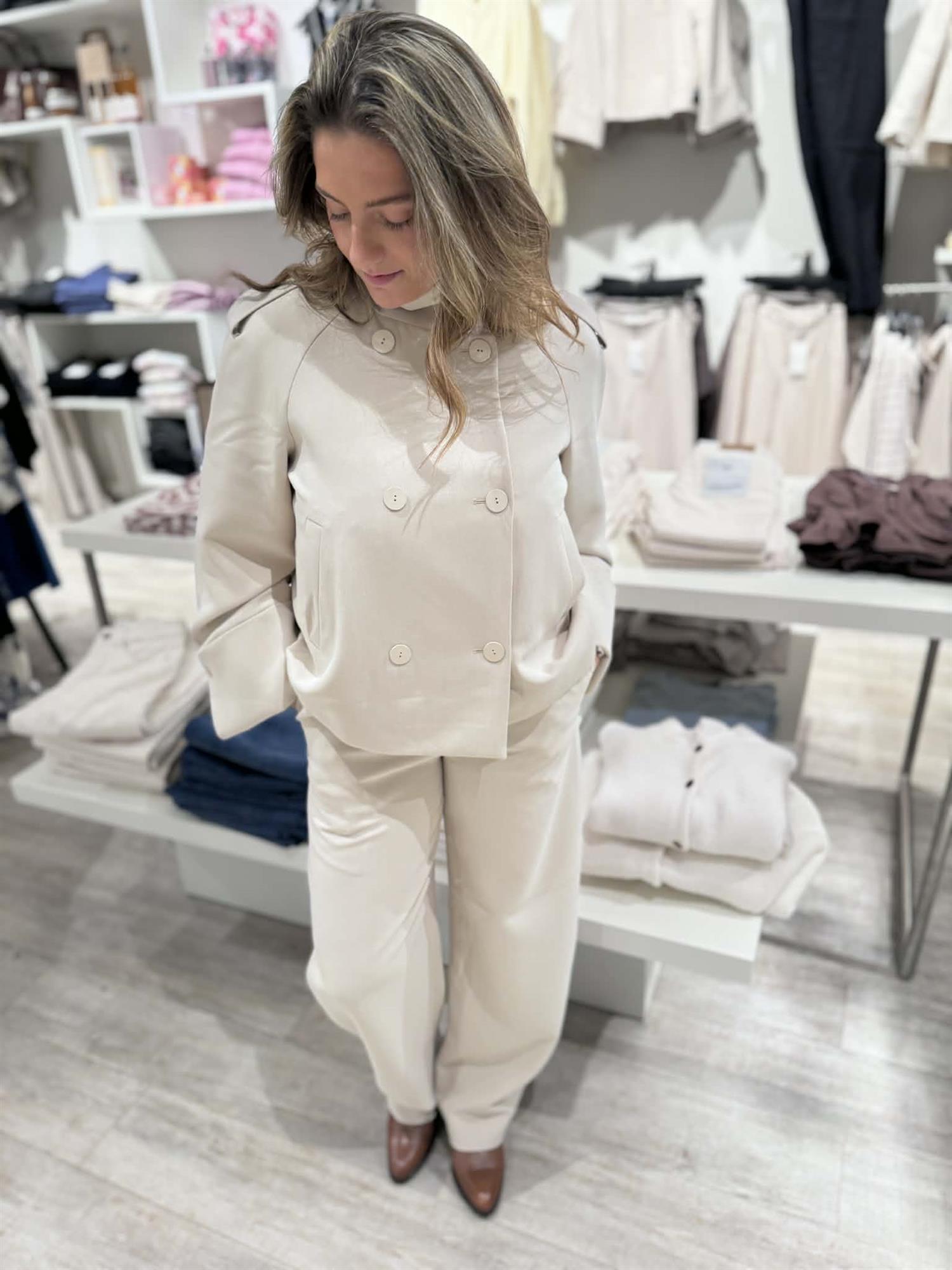 Avenue Trenchcoat Ivory White